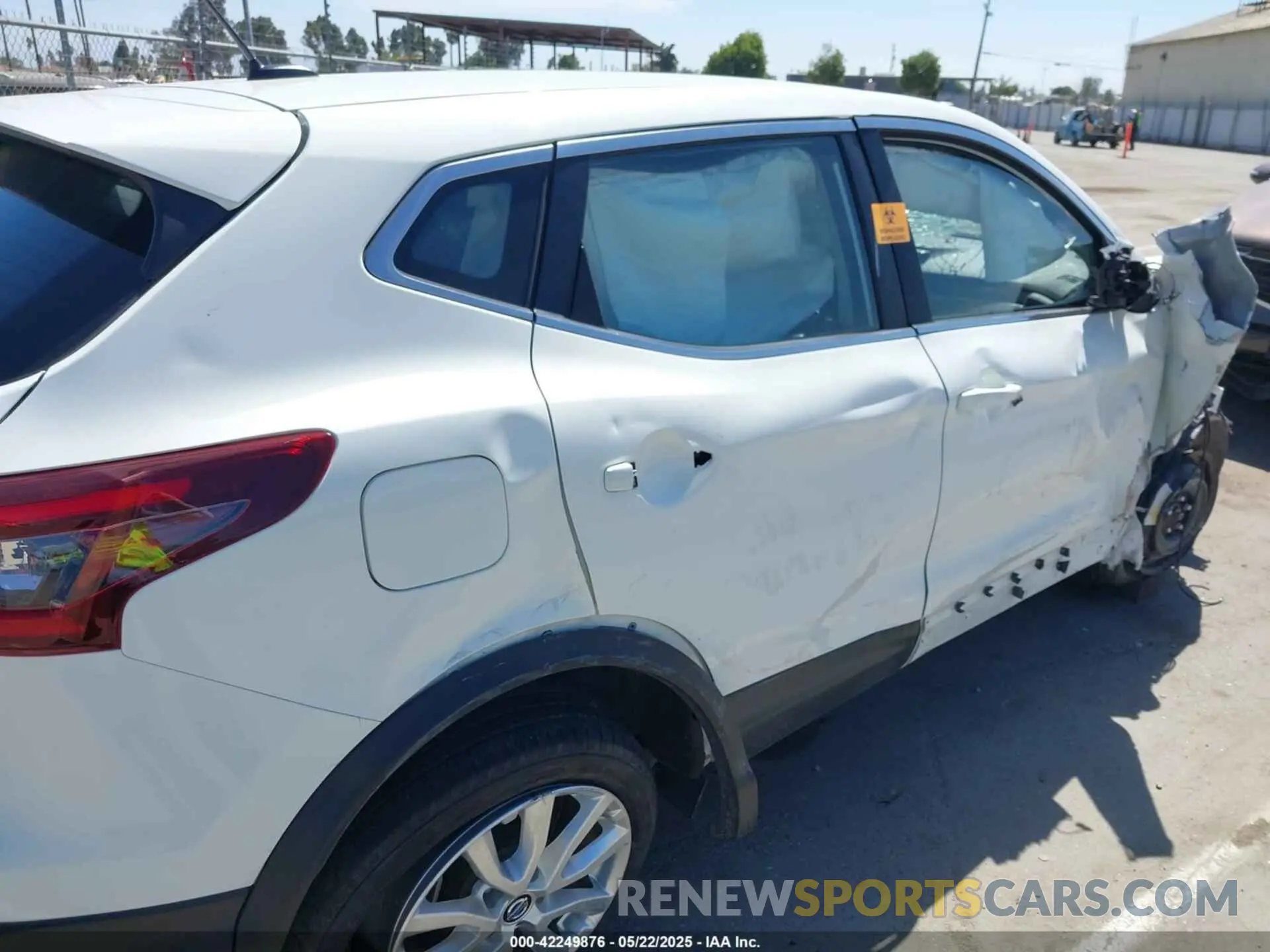 22 Photograph of a damaged car JN1BJ1AW6MW438560 NISSAN ROGUE SPORT 2021