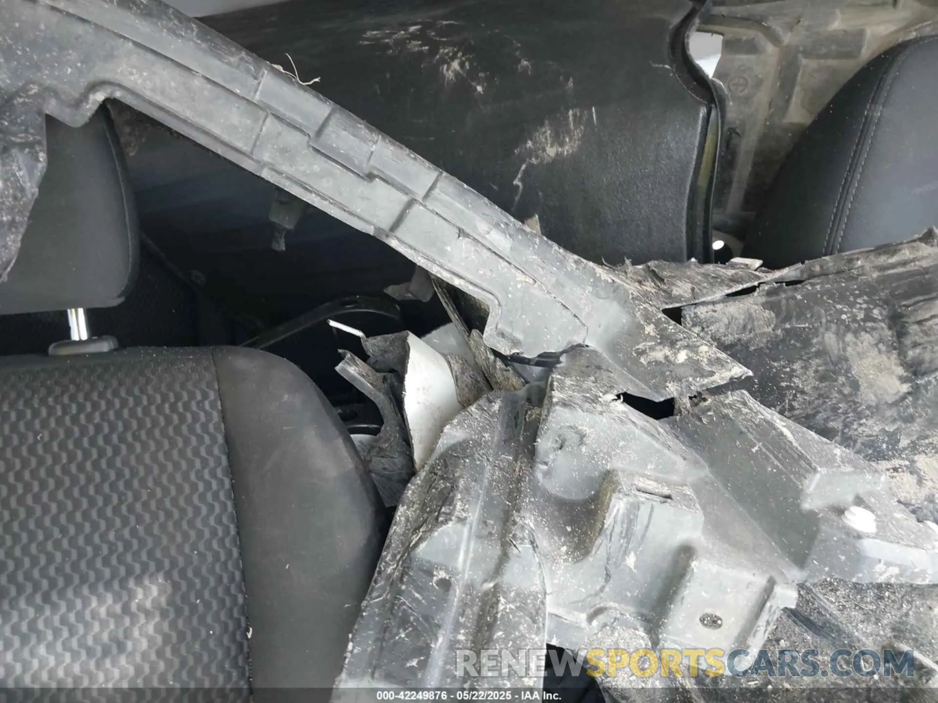 8 Photograph of a damaged car JN1BJ1AW6MW438560 NISSAN ROGUE SPORT 2021