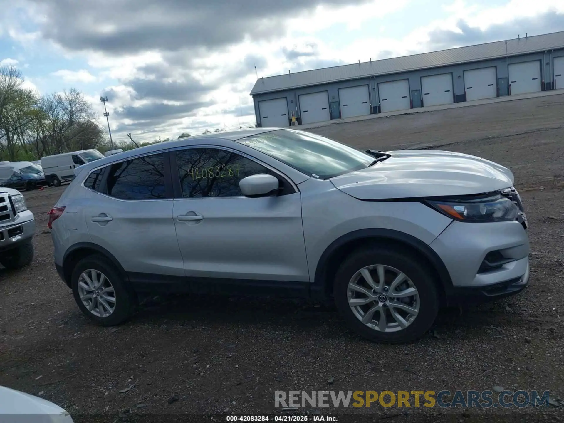 14 Photograph of a damaged car JN1BJ1AW6MW665179 NISSAN ROGUE SPORT 2021