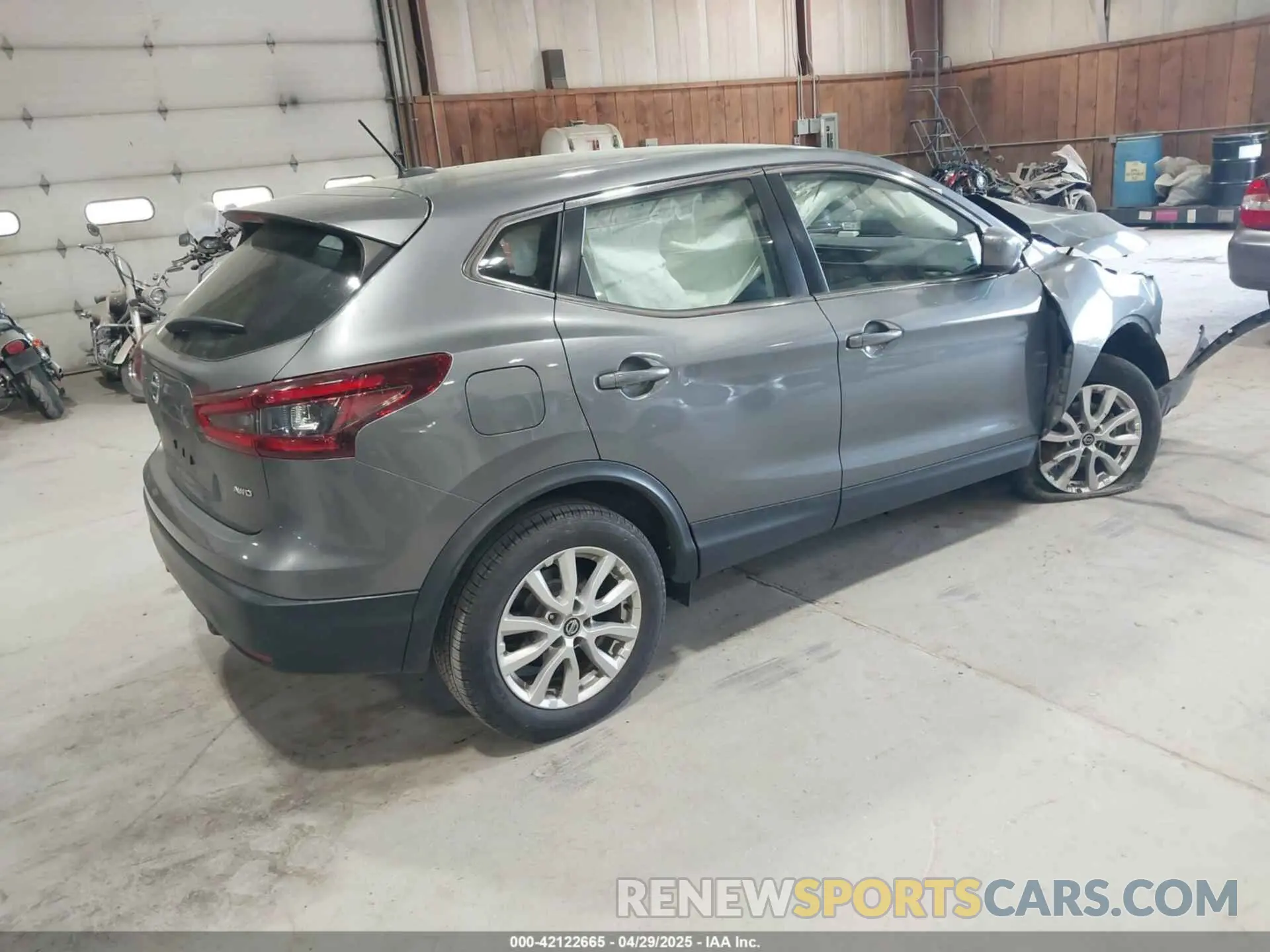 4 Photograph of a damaged car JN1BJ1AW7MW423744 NISSAN ROGUE SPORT 2021