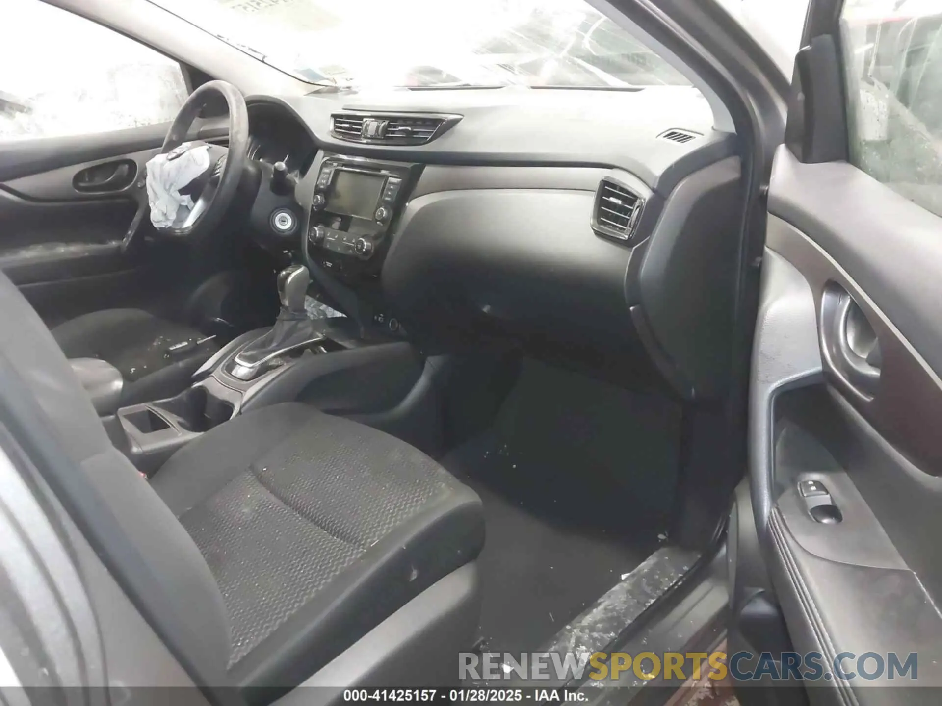 5 Photograph of a damaged car JN1BJ1AW7MW430242 NISSAN ROGUE SPORT 2021