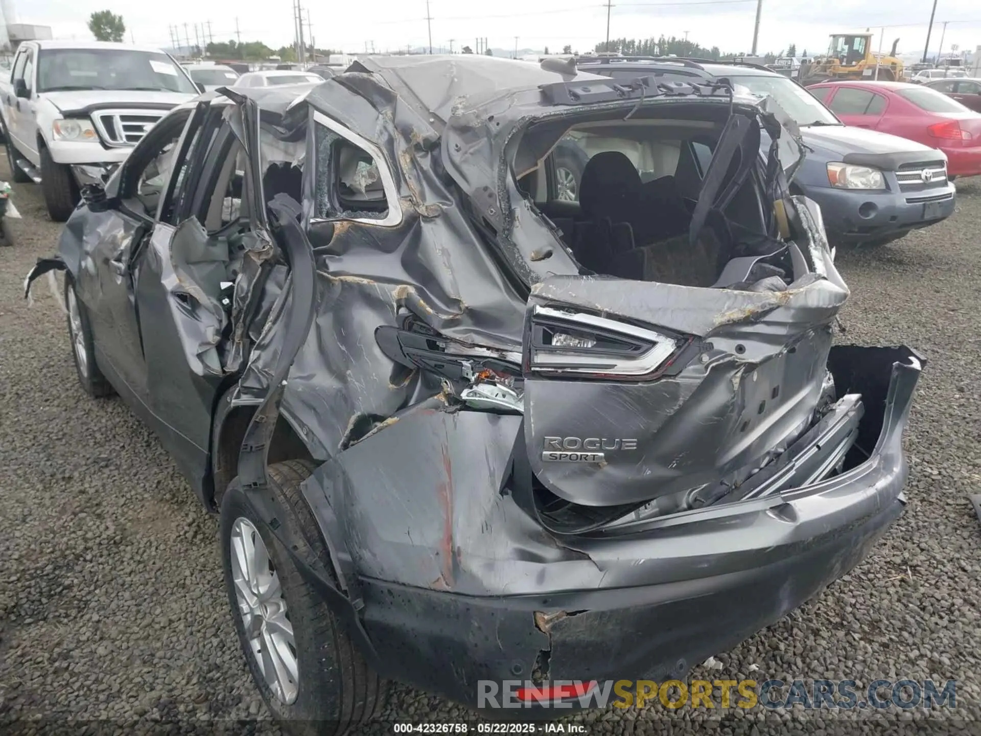 13 Photograph of a damaged car JN1BJ1AW7MW661397 NISSAN ROGUE SPORT 2021