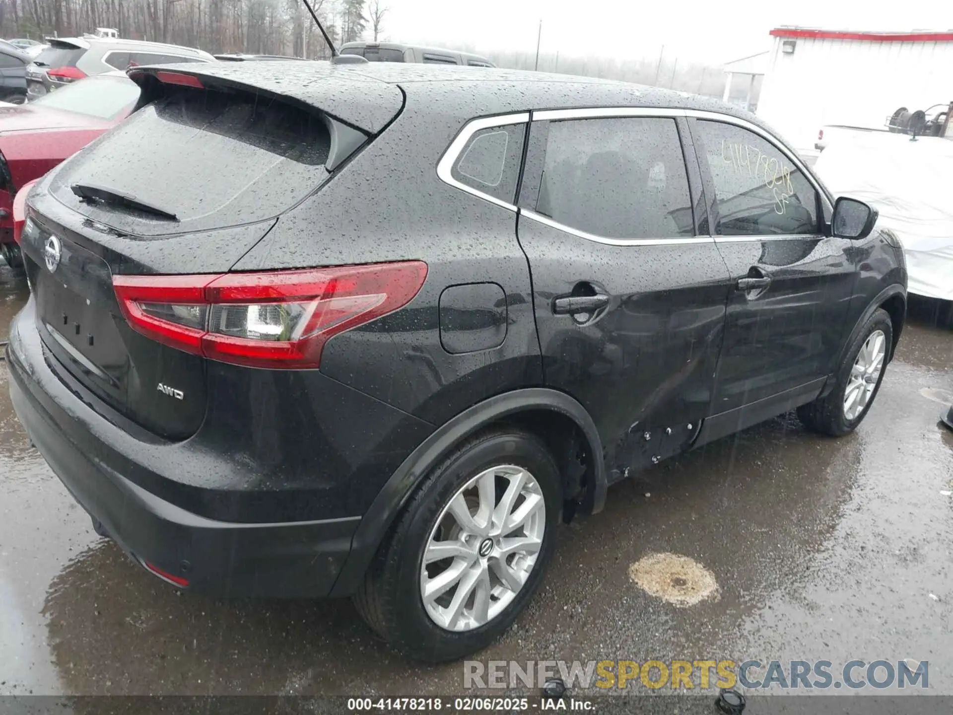 4 Photograph of a damaged car JN1BJ1AW8MW423543 NISSAN ROGUE SPORT 2021
