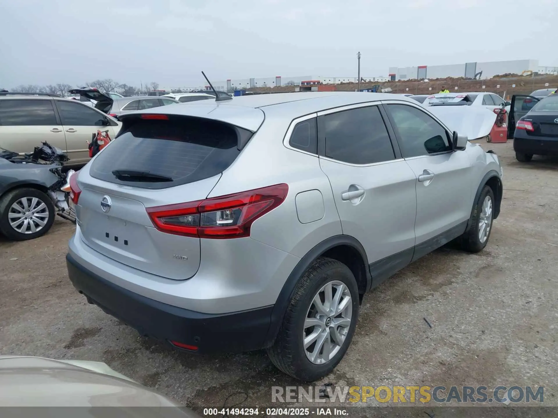 4 Photograph of a damaged car JN1BJ1AW8MW426264 NISSAN ROGUE SPORT 2021