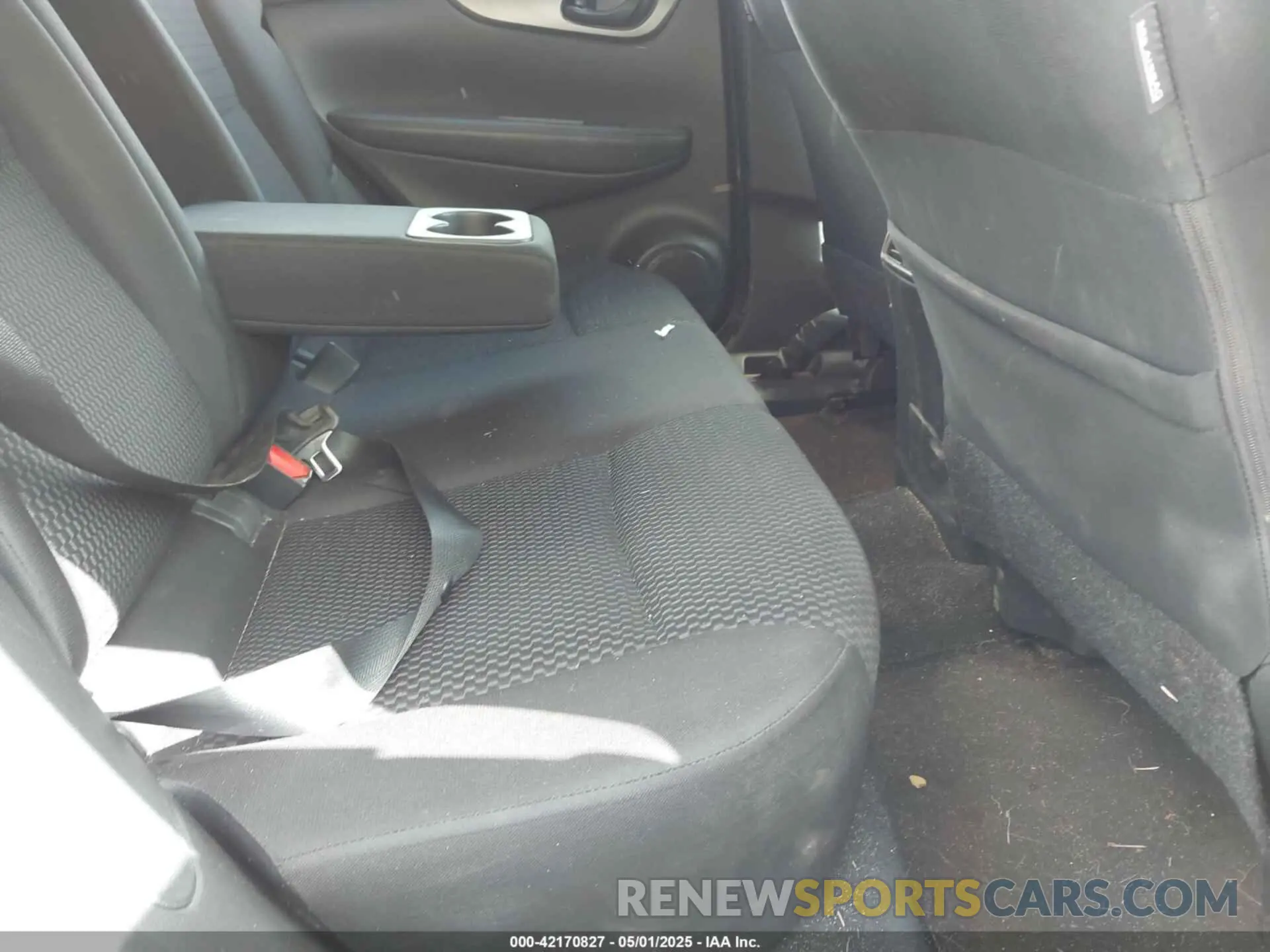 8 Photograph of a damaged car JN1BJ1AW8MW430797 NISSAN ROGUE SPORT 2021