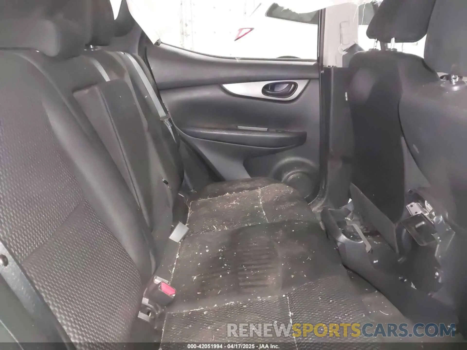 8 Photograph of a damaged car JN1BJ1AW8MW667323 NISSAN ROGUE SPORT 2021