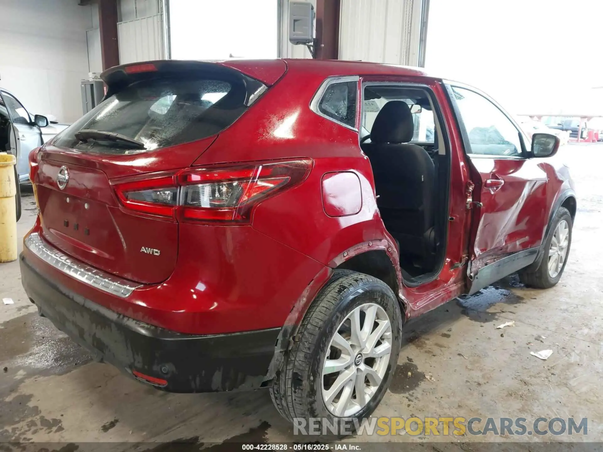 4 Photograph of a damaged car JN1BJ1AW9MW424622 NISSAN ROGUE SPORT 2021