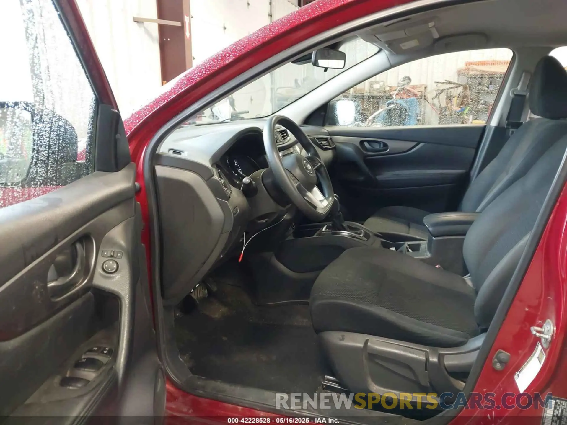 5 Photograph of a damaged car JN1BJ1AW9MW424622 NISSAN ROGUE SPORT 2021
