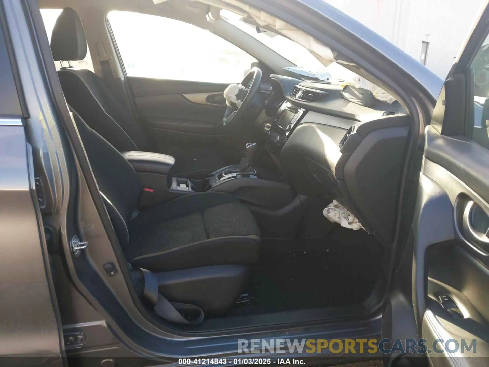 5 Photograph of a damaged car JN1BJ1AW9MW664026 NISSAN ROGUE SPORT 2021