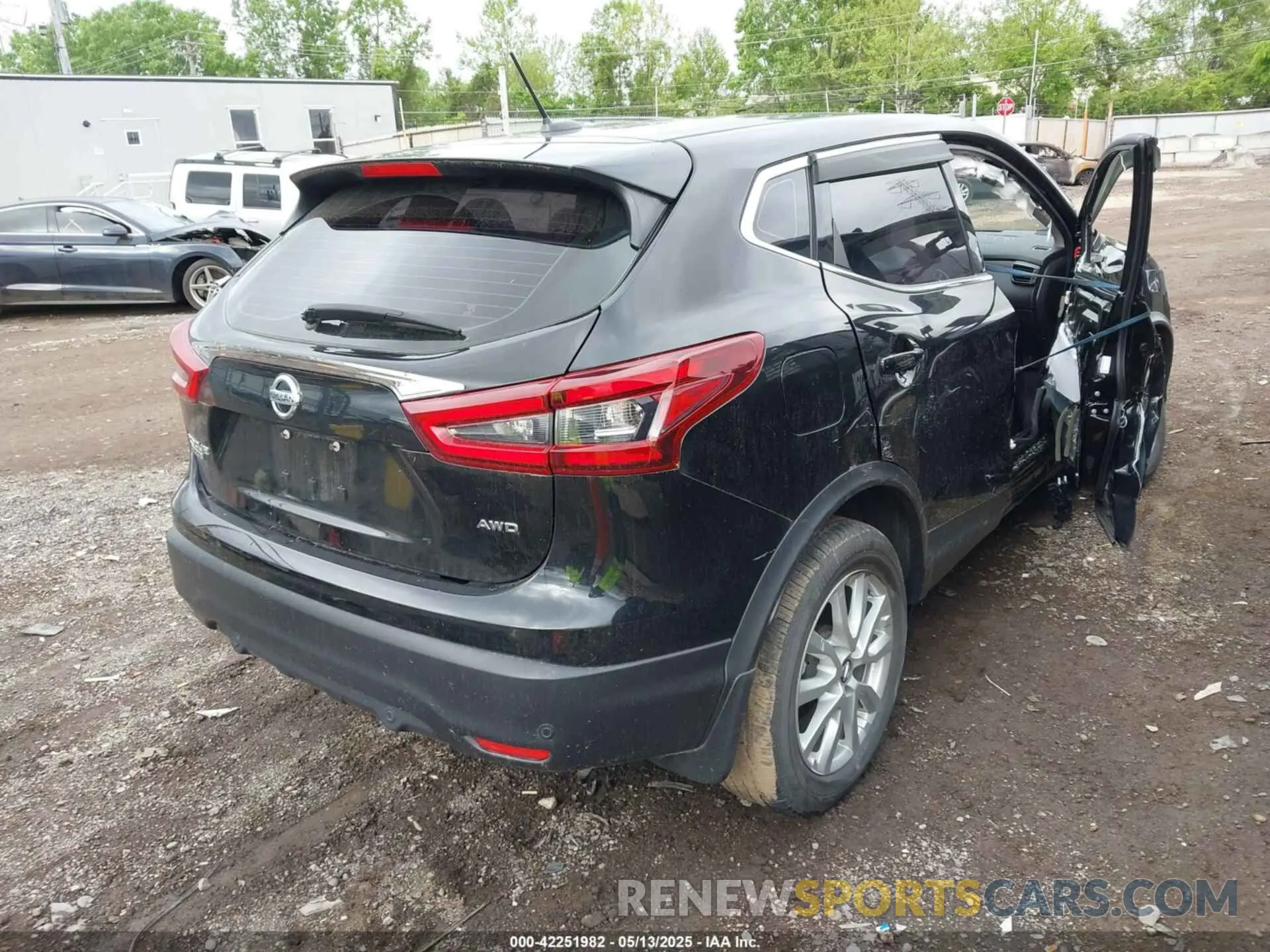 4 Photograph of a damaged car JN1BJ1AW9MW669548 NISSAN ROGUE SPORT 2021