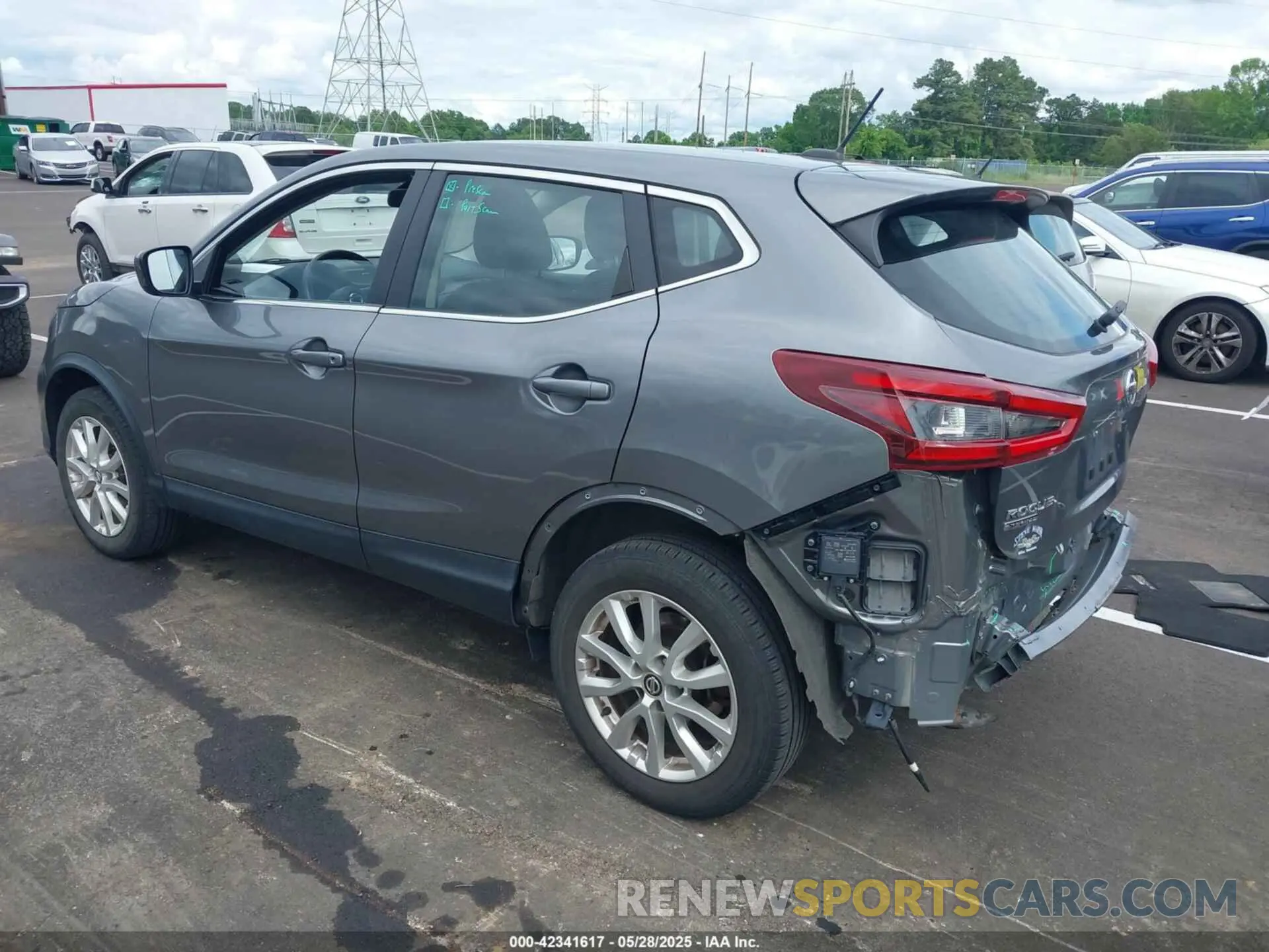 3 Photograph of a damaged car JN1BJ1AWXMW661233 NISSAN ROGUE SPORT 2021