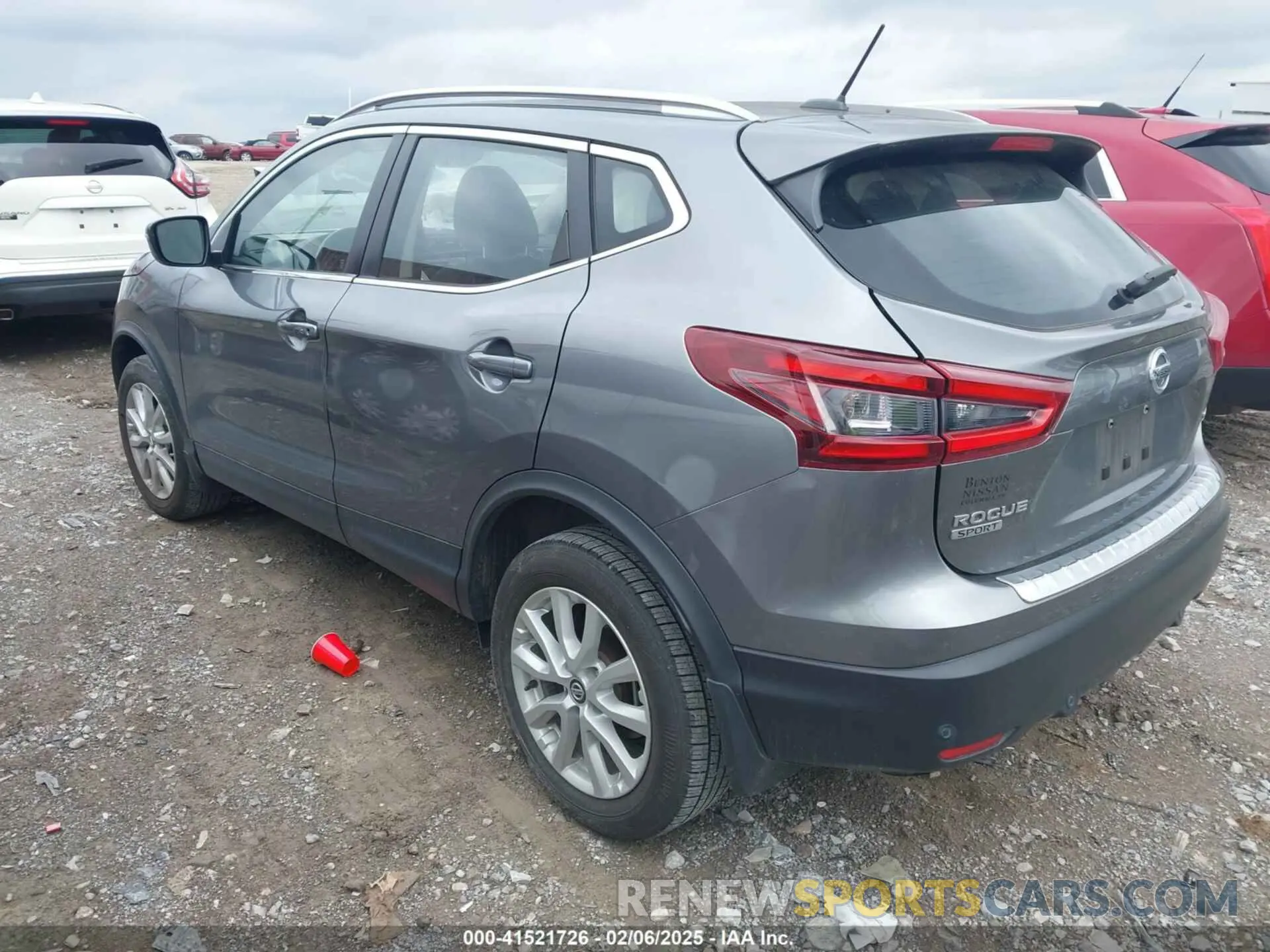 3 Photograph of a damaged car JN1BJ1BV7MW573472 NISSAN ROGUE SPORT 2021