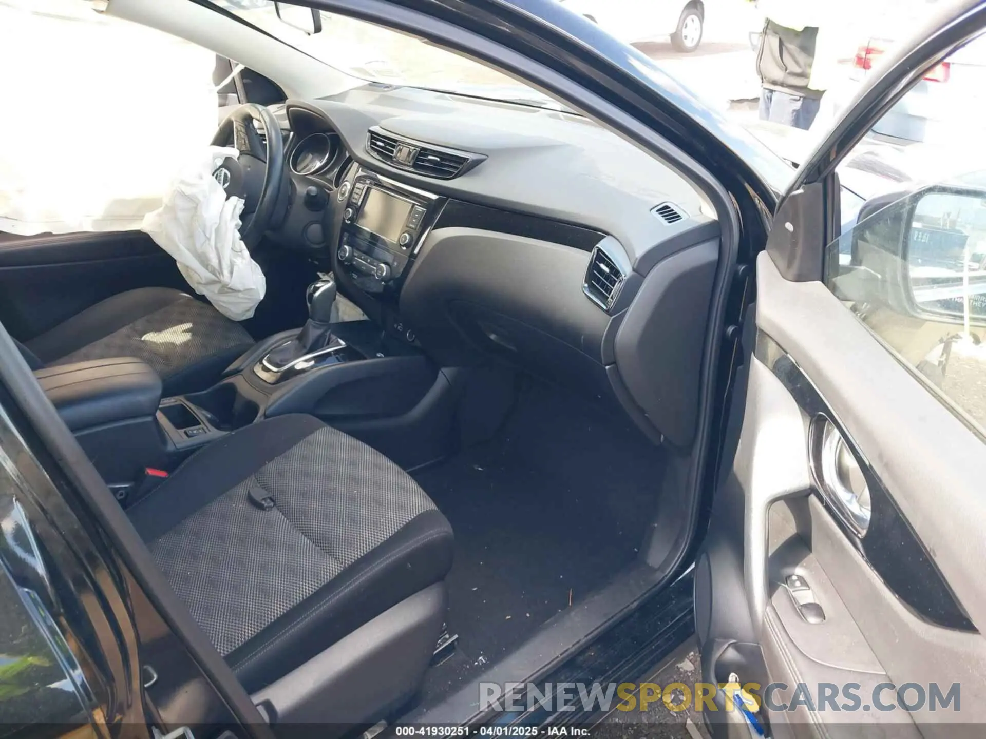 5 Photograph of a damaged car JN1BJ1BW5MW672980 NISSAN ROGUE SPORT 2021