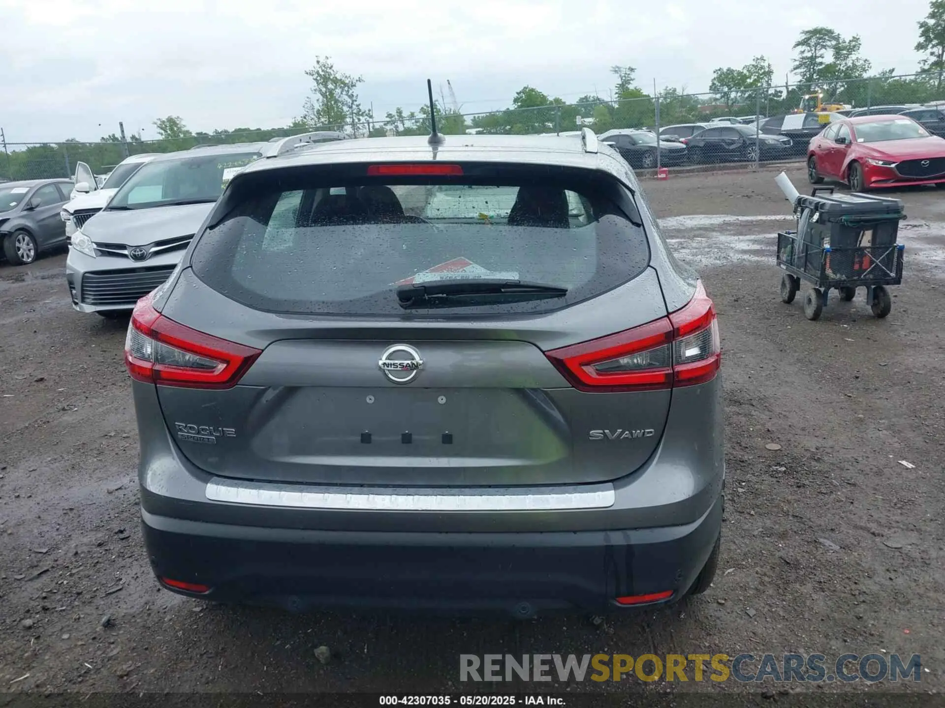16 Photograph of a damaged car JN1BJ1BW7MW671443 NISSAN ROGUE SPORT 2021