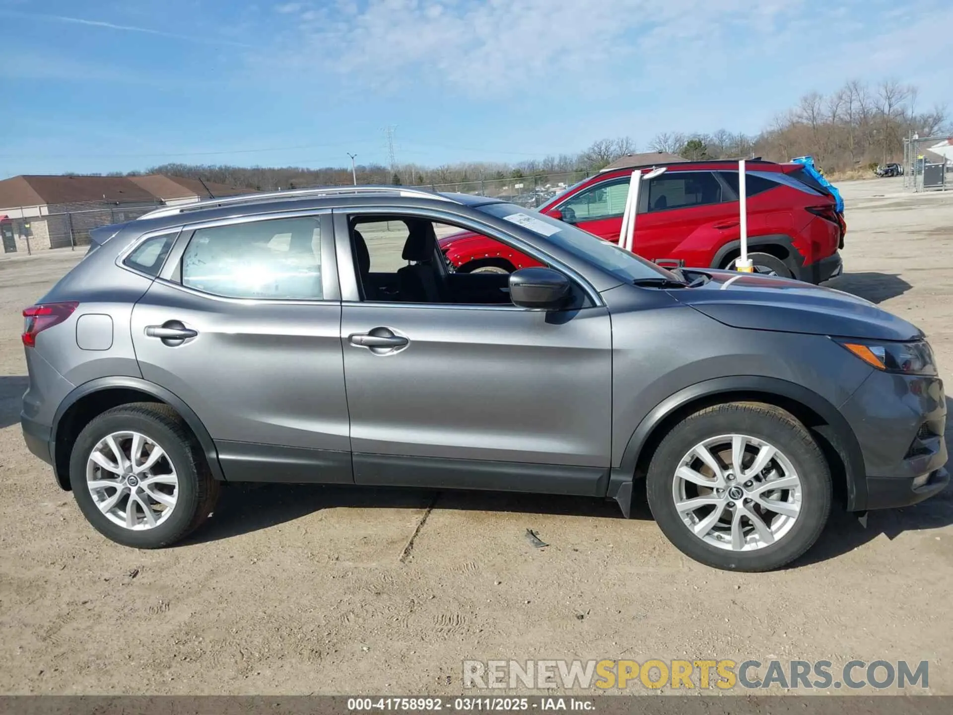 13 Photograph of a damaged car JN1BJ1BW8MW421614 NISSAN ROGUE SPORT 2021