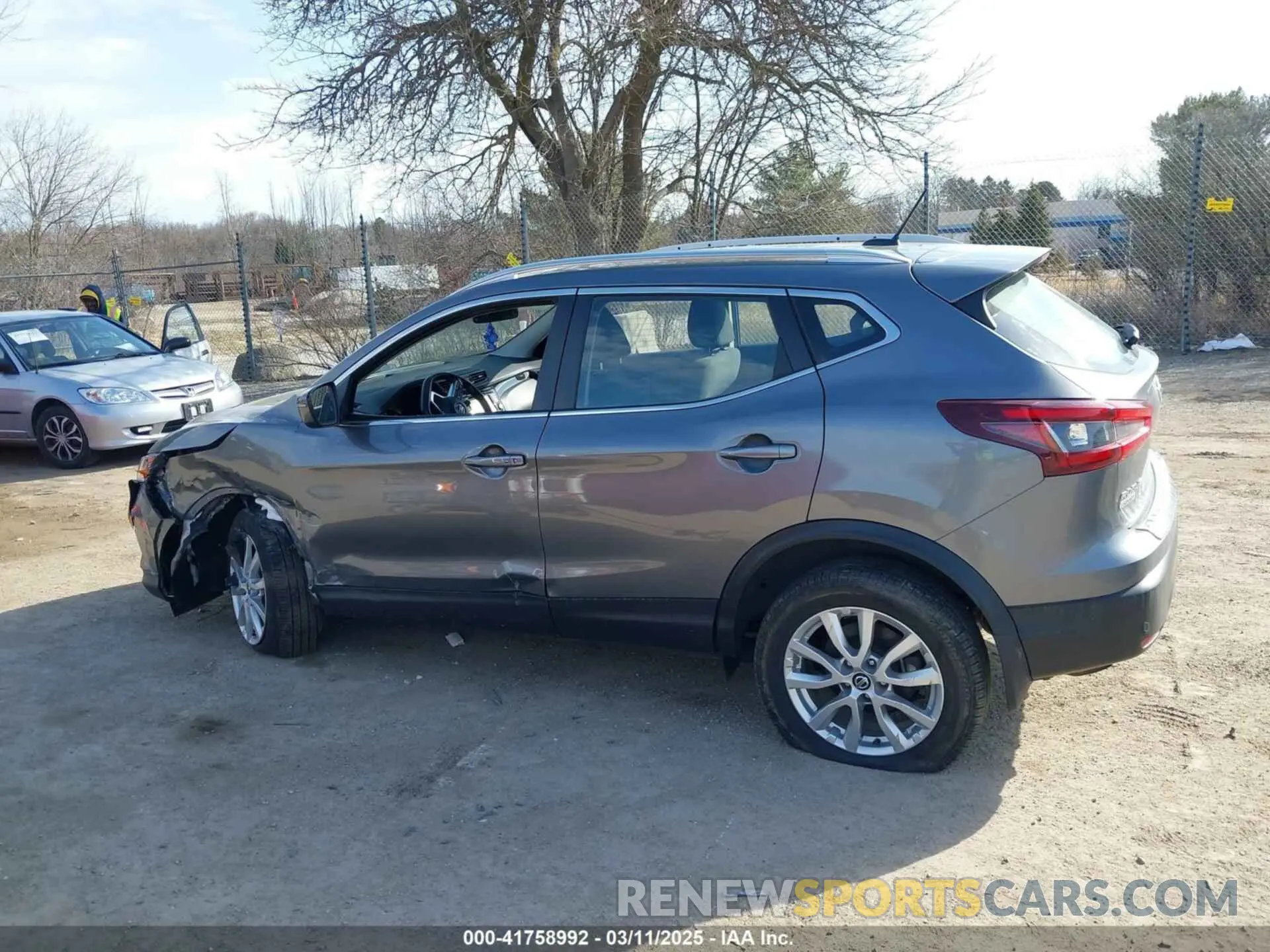 14 Photograph of a damaged car JN1BJ1BW8MW421614 NISSAN ROGUE SPORT 2021
