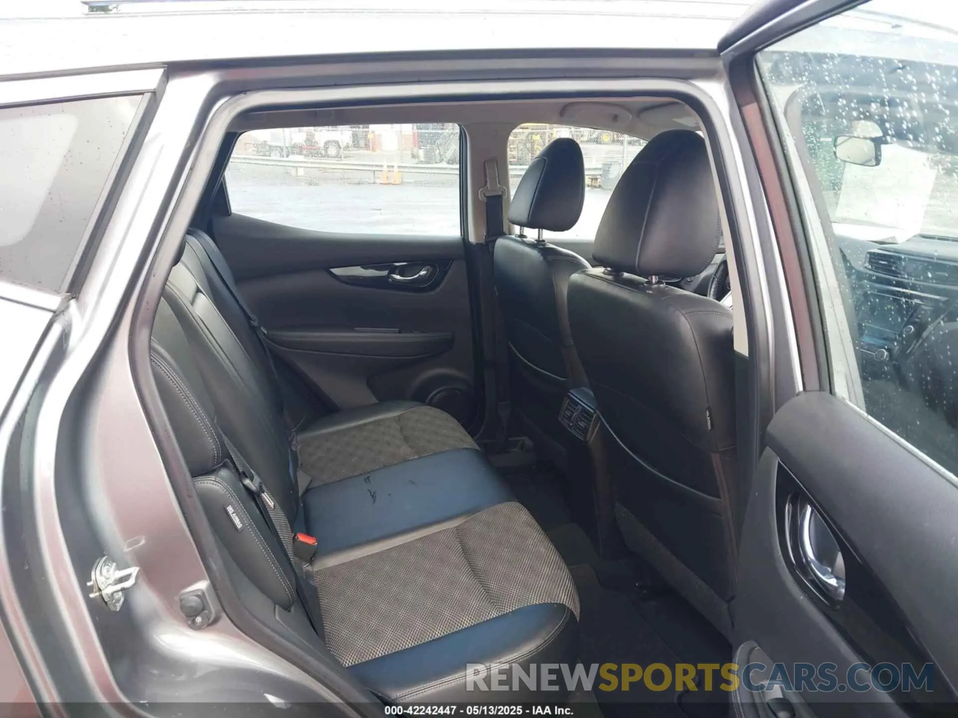8 Photograph of a damaged car JN1BJ1BWXMW440150 NISSAN ROGUE SPORT 2021