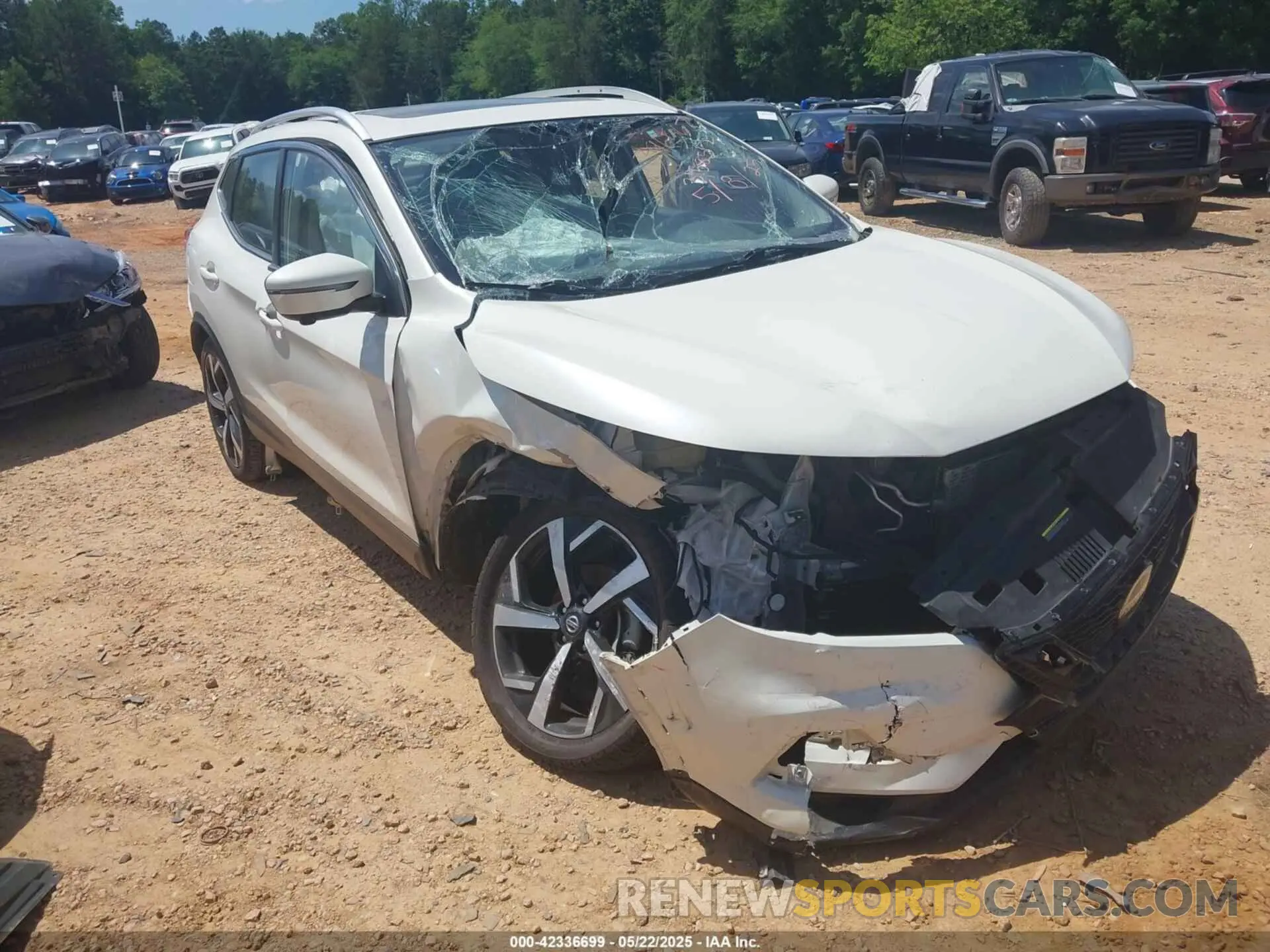 1 Photograph of a damaged car JN1BJ1CV1MW315852 NISSAN ROGUE SPORT 2021