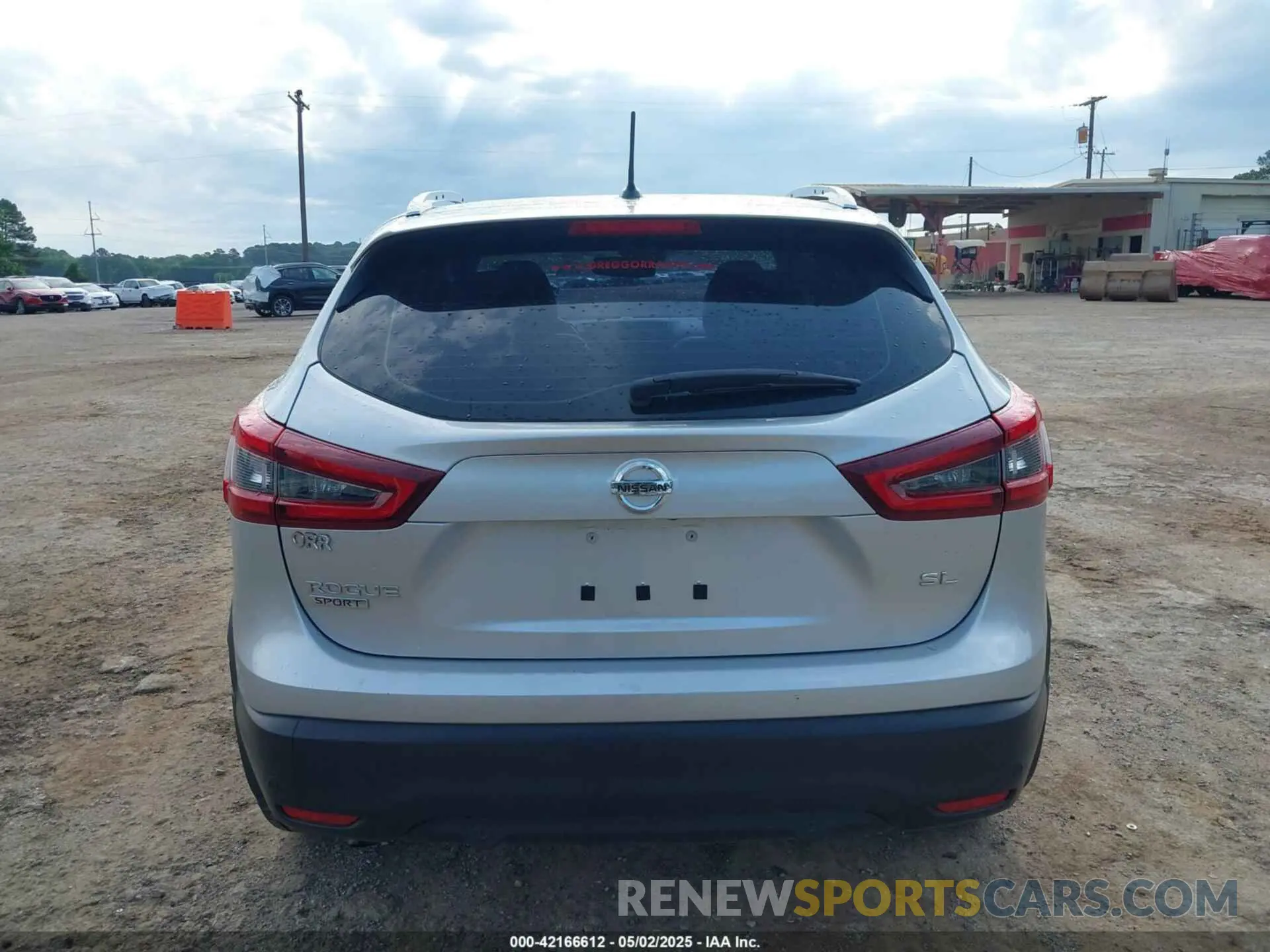 17 Photograph of a damaged car JN1BJ1CV6MW567371 NISSAN ROGUE SPORT 2021