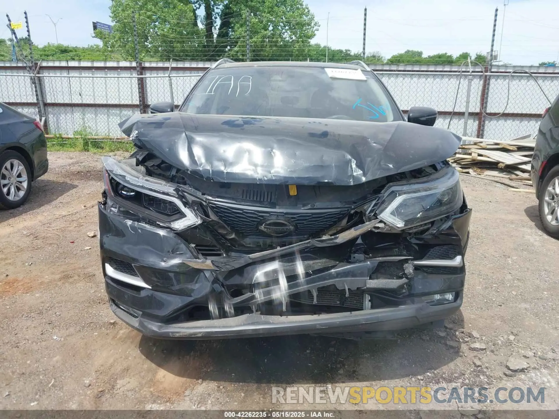 12 Photograph of a damaged car JN1BJ1CV8MW320692 NISSAN ROGUE SPORT 2021