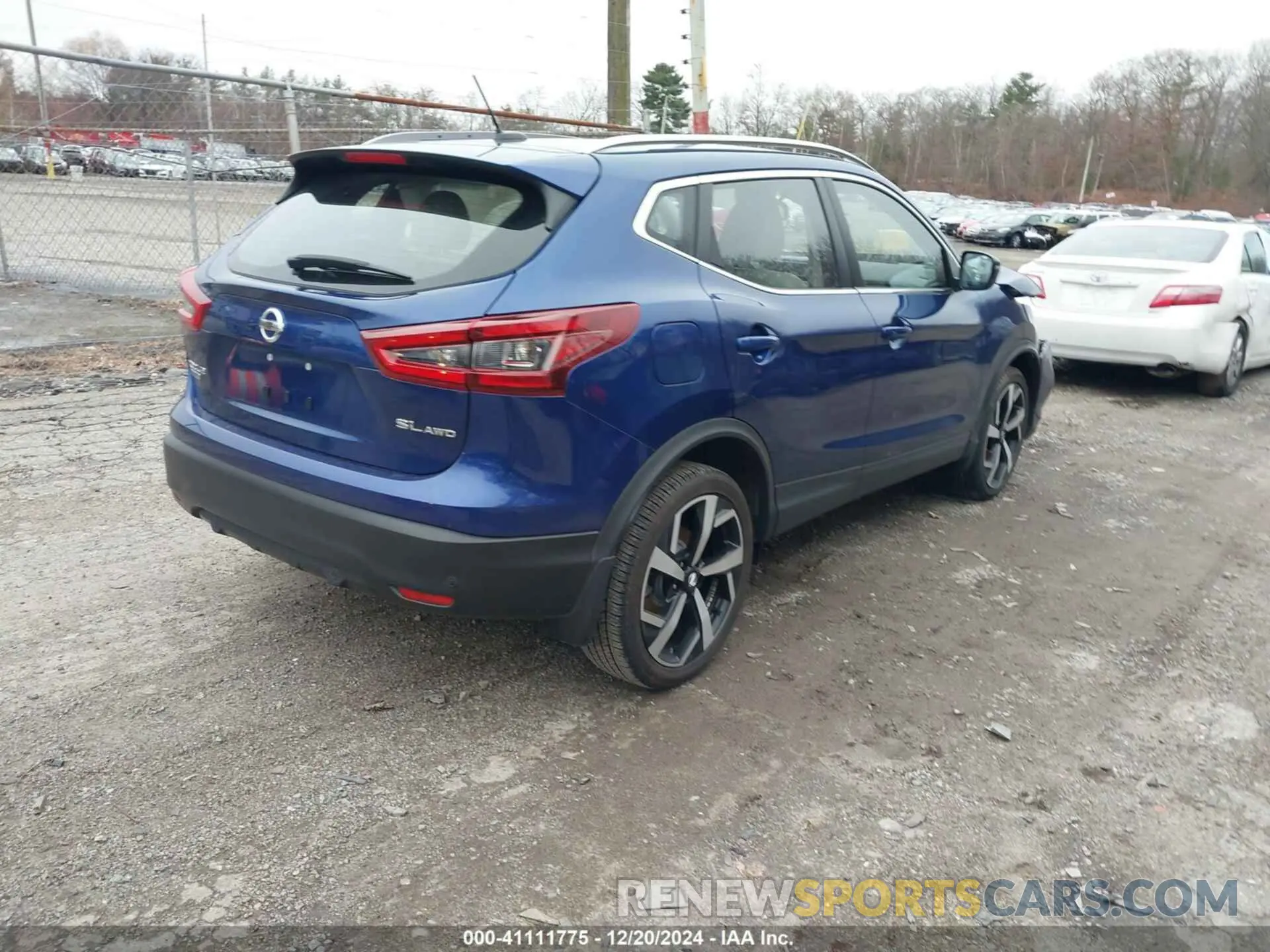 4 Photograph of a damaged car JN1BJ1CW3MW451148 NISSAN ROGUE SPORT 2021