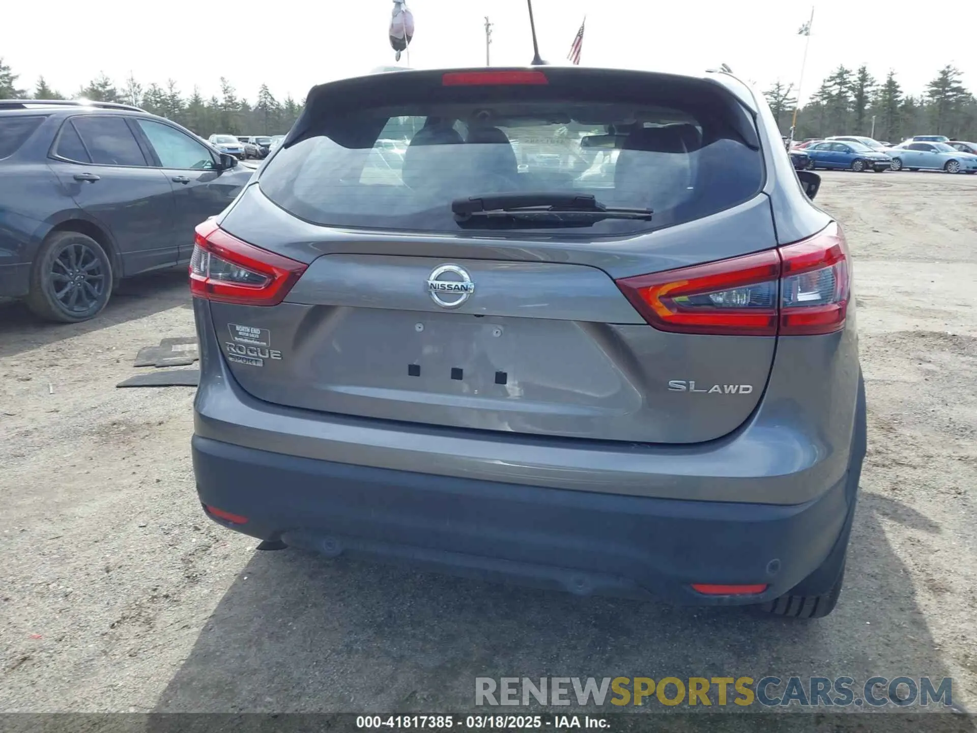 17 Photograph of a damaged car JN1BJ1CW4MW673245 NISSAN ROGUE SPORT 2021
