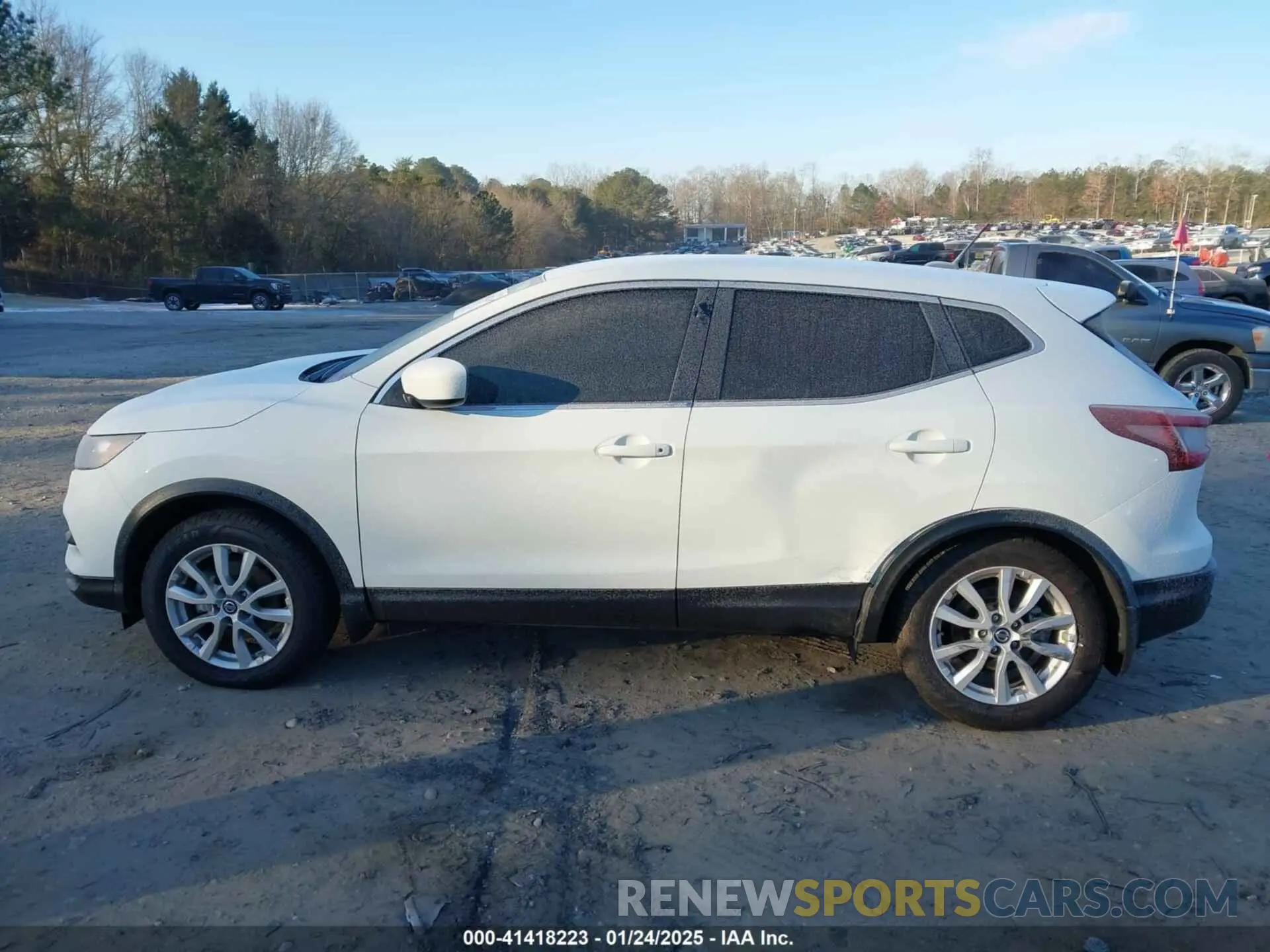 14 Photograph of a damaged car JN1BJ1AV0NW347499 NISSAN ROGUE SPORT 2022