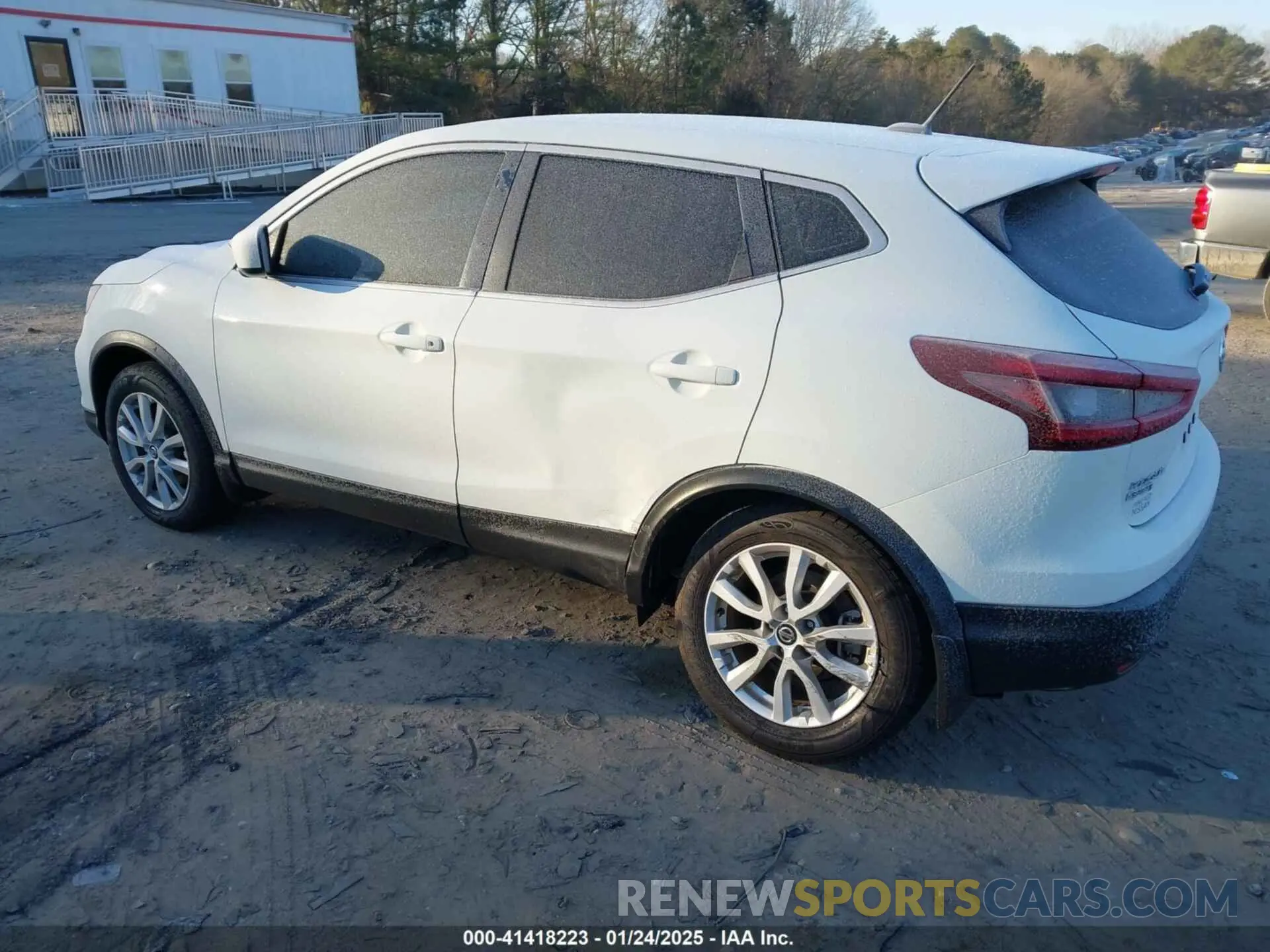 3 Photograph of a damaged car JN1BJ1AV0NW347499 NISSAN ROGUE SPORT 2022