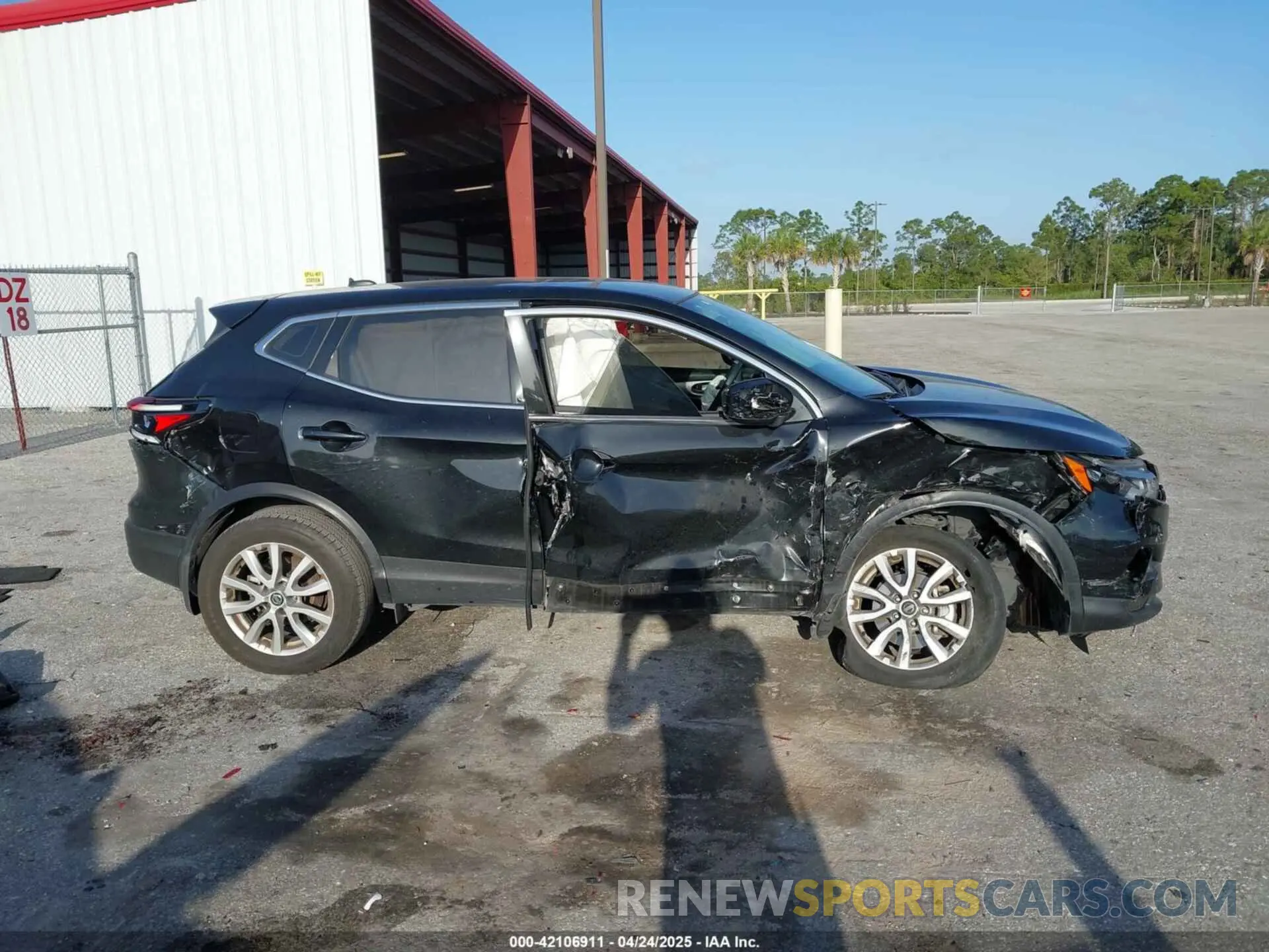 13 Photograph of a damaged car JN1BJ1AV7NW340713 NISSAN ROGUE SPORT 2022