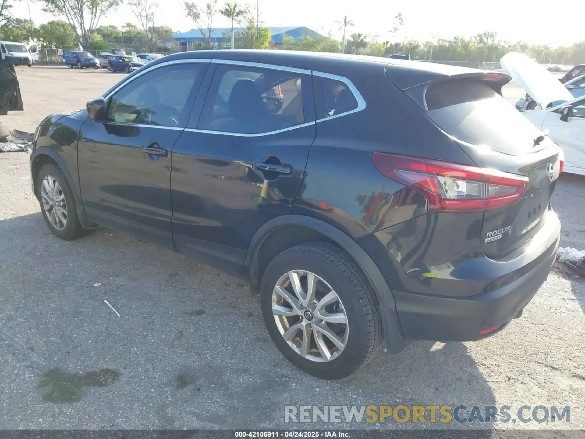 3 Photograph of a damaged car JN1BJ1AV7NW340713 NISSAN ROGUE SPORT 2022
