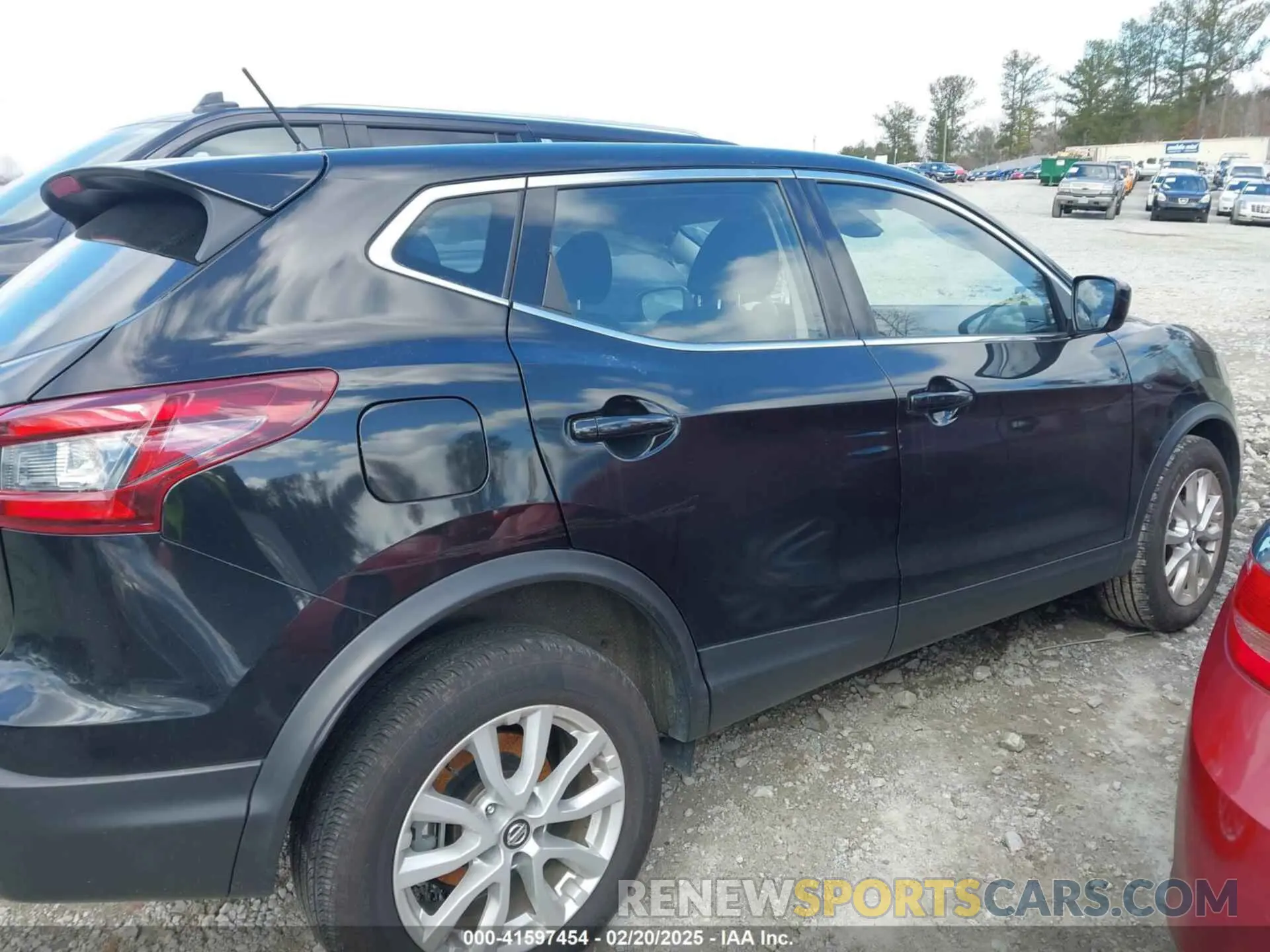 13 Photograph of a damaged car JN1BJ1AW1NW681243 NISSAN ROGUE SPORT 2022