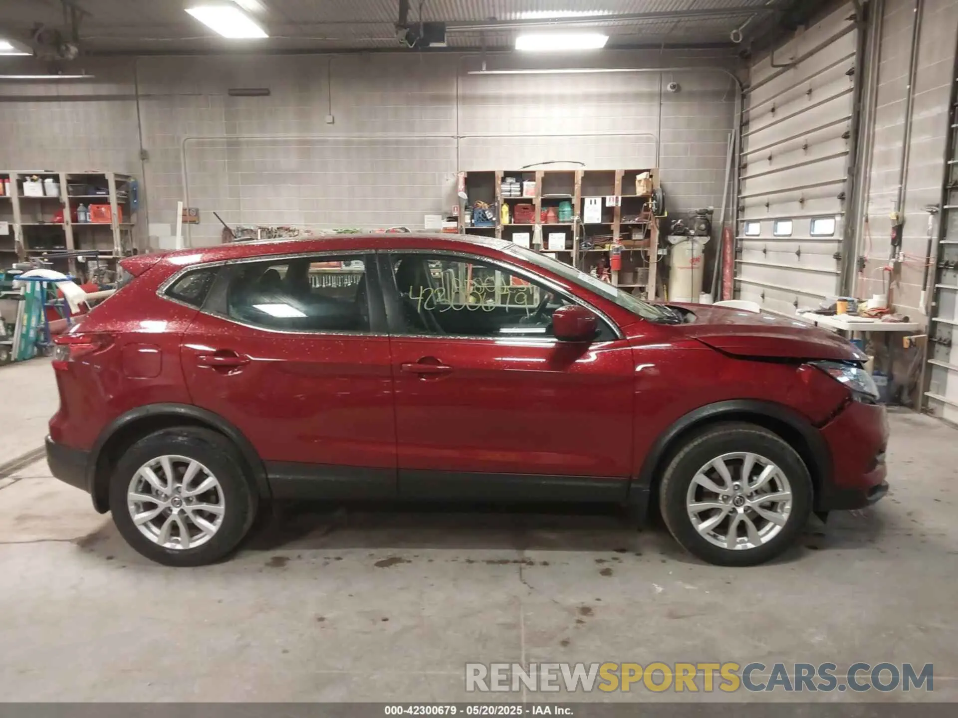 13 Photograph of a damaged car JN1BJ1AW2NW475560 NISSAN ROGUE SPORT 2022