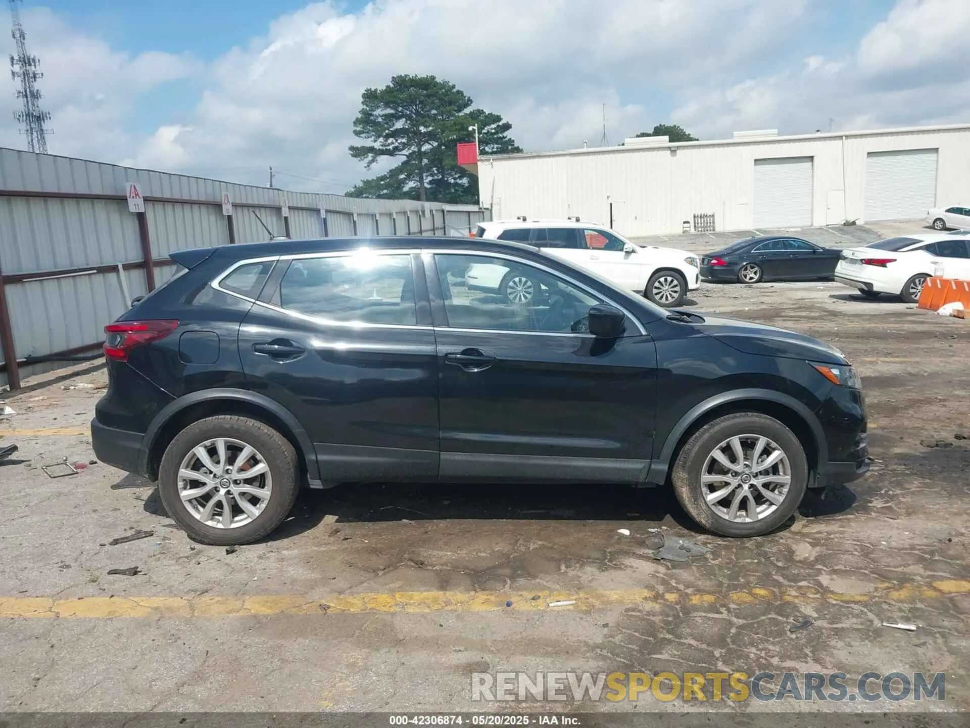 13 Photograph of a damaged car JN1BJ1AW7NW475831 NISSAN ROGUE SPORT 2022