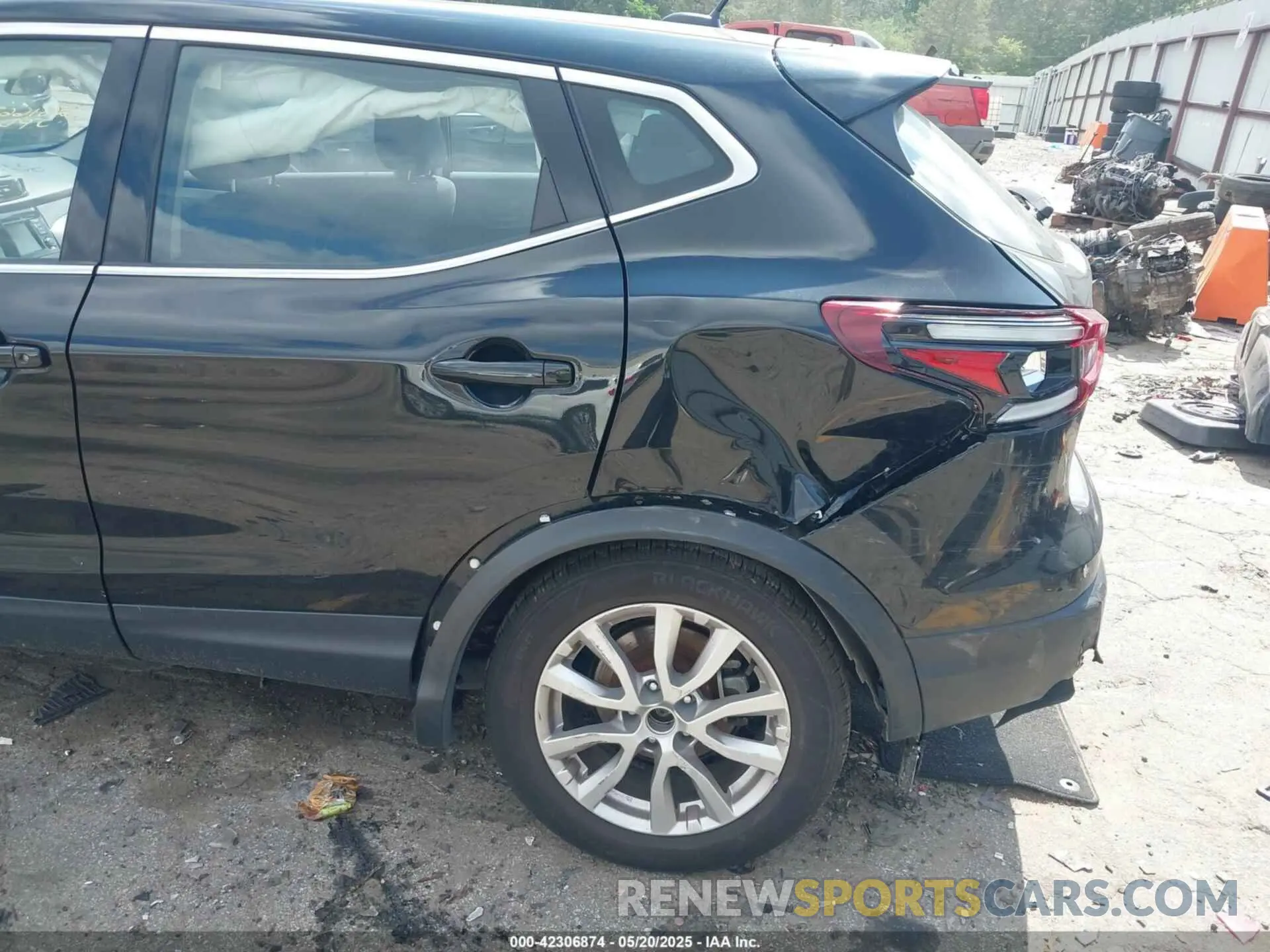 6 Photograph of a damaged car JN1BJ1AW7NW475831 NISSAN ROGUE SPORT 2022