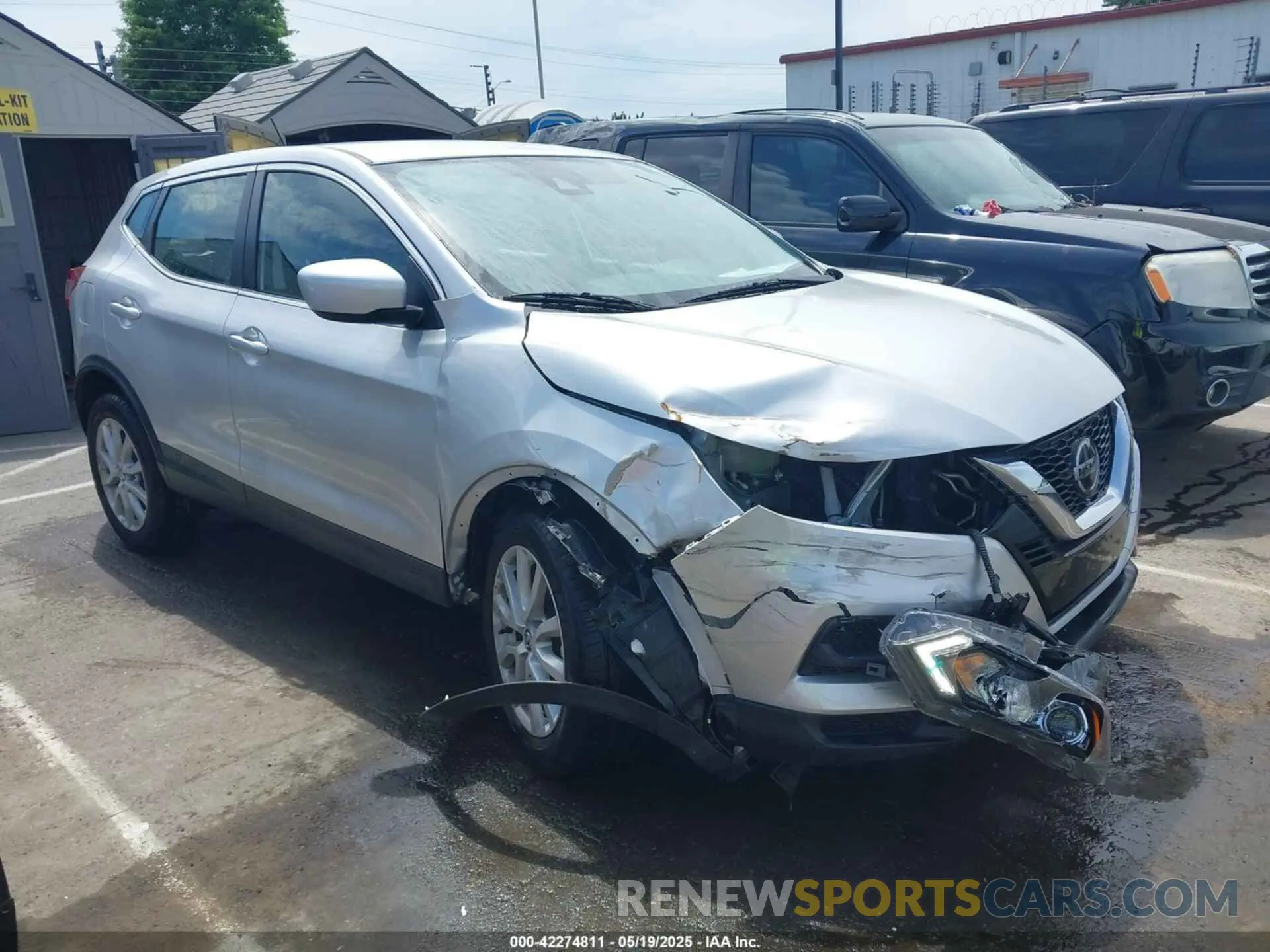 13 Photograph of a damaged car JN1BJ1AW7NW476395 NISSAN ROGUE SPORT 2022