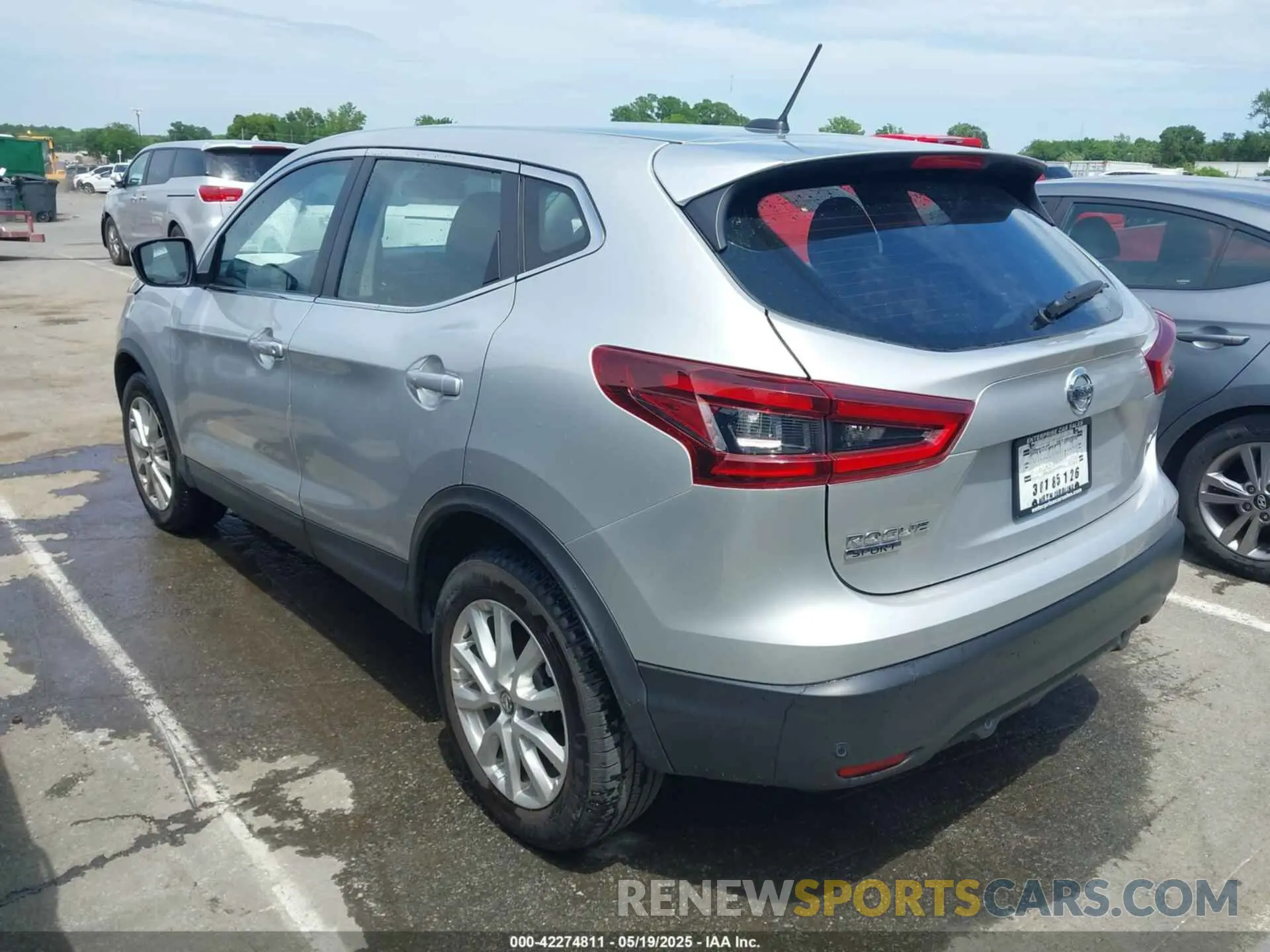3 Photograph of a damaged car JN1BJ1AW7NW476395 NISSAN ROGUE SPORT 2022