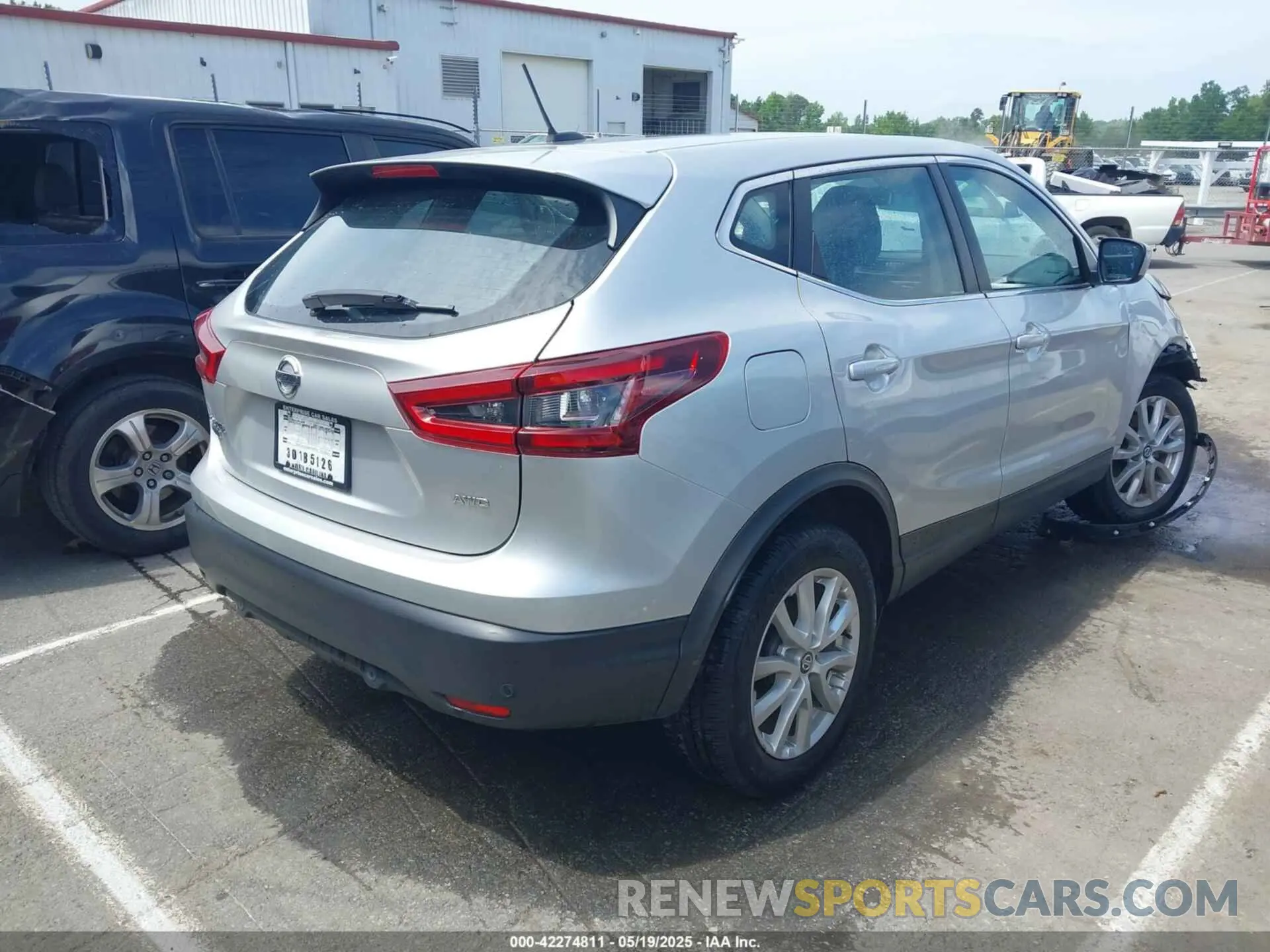 4 Photograph of a damaged car JN1BJ1AW7NW476395 NISSAN ROGUE SPORT 2022