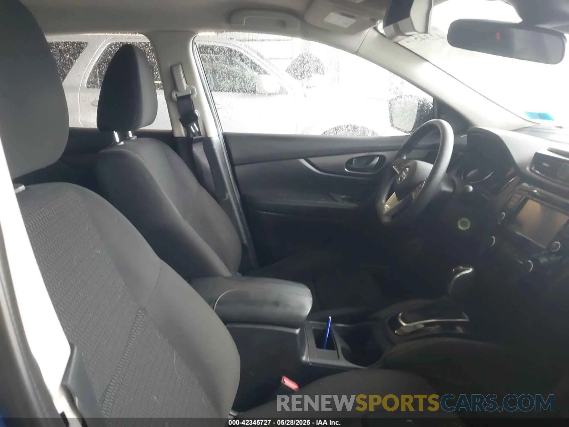 5 Photograph of a damaged car JN1BJ1AW8NW474994 NISSAN ROGUE SPORT 2022