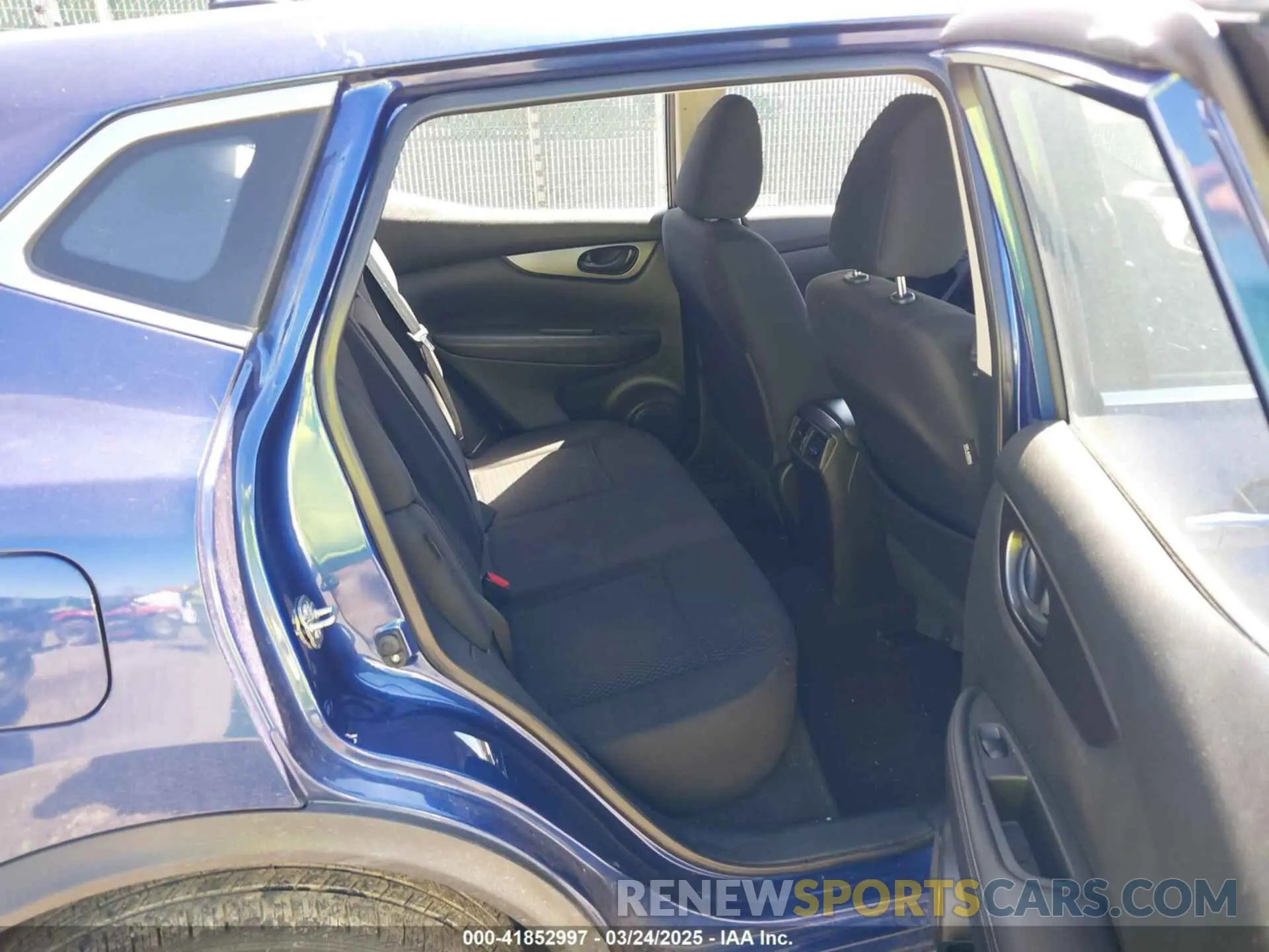 8 Photograph of a damaged car JN1BJ1AW9NW471621 NISSAN ROGUE SPORT 2022