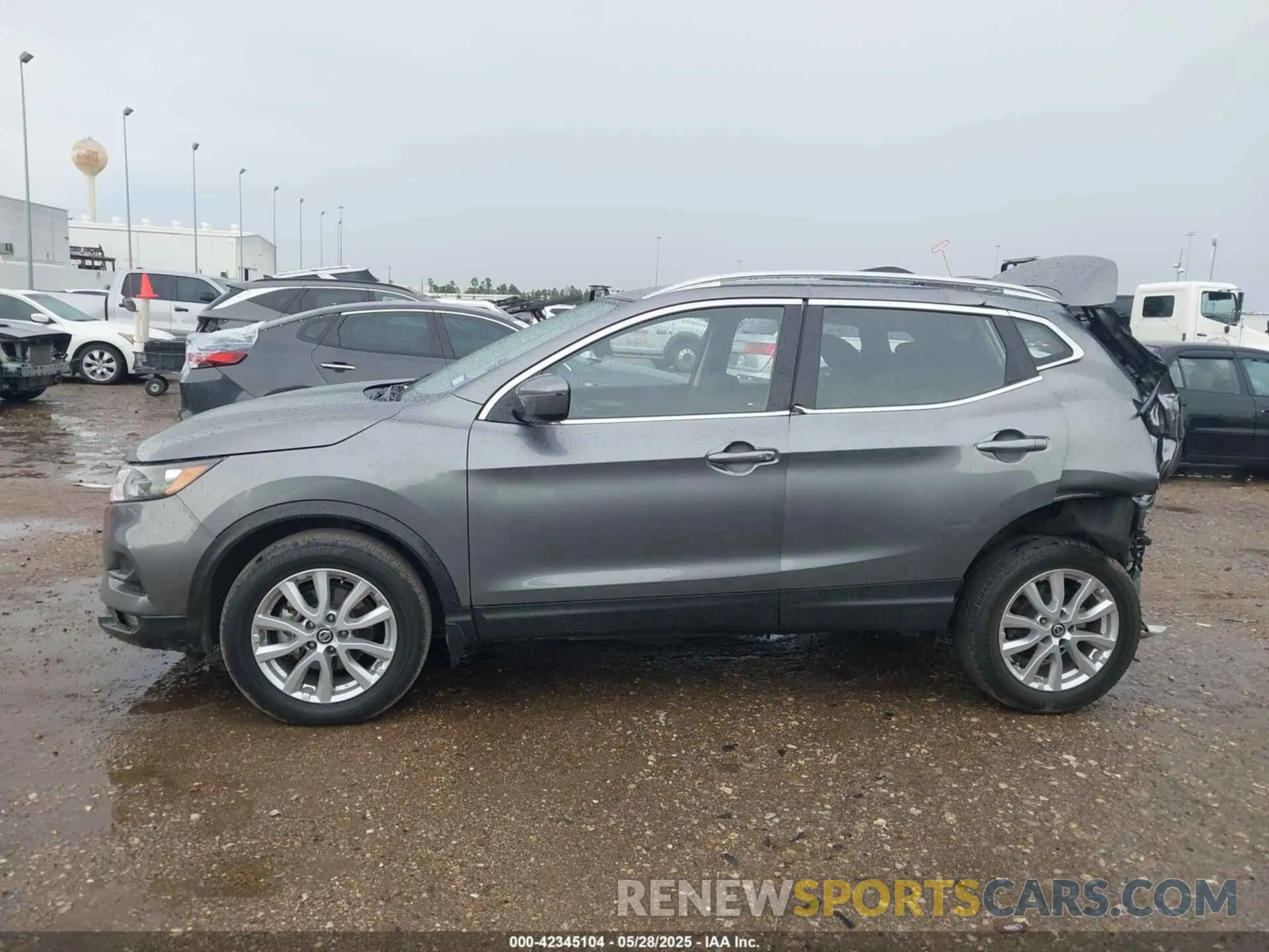 14 Photograph of a damaged car JN1BJ1BV4NW581319 NISSAN ROGUE SPORT 2022