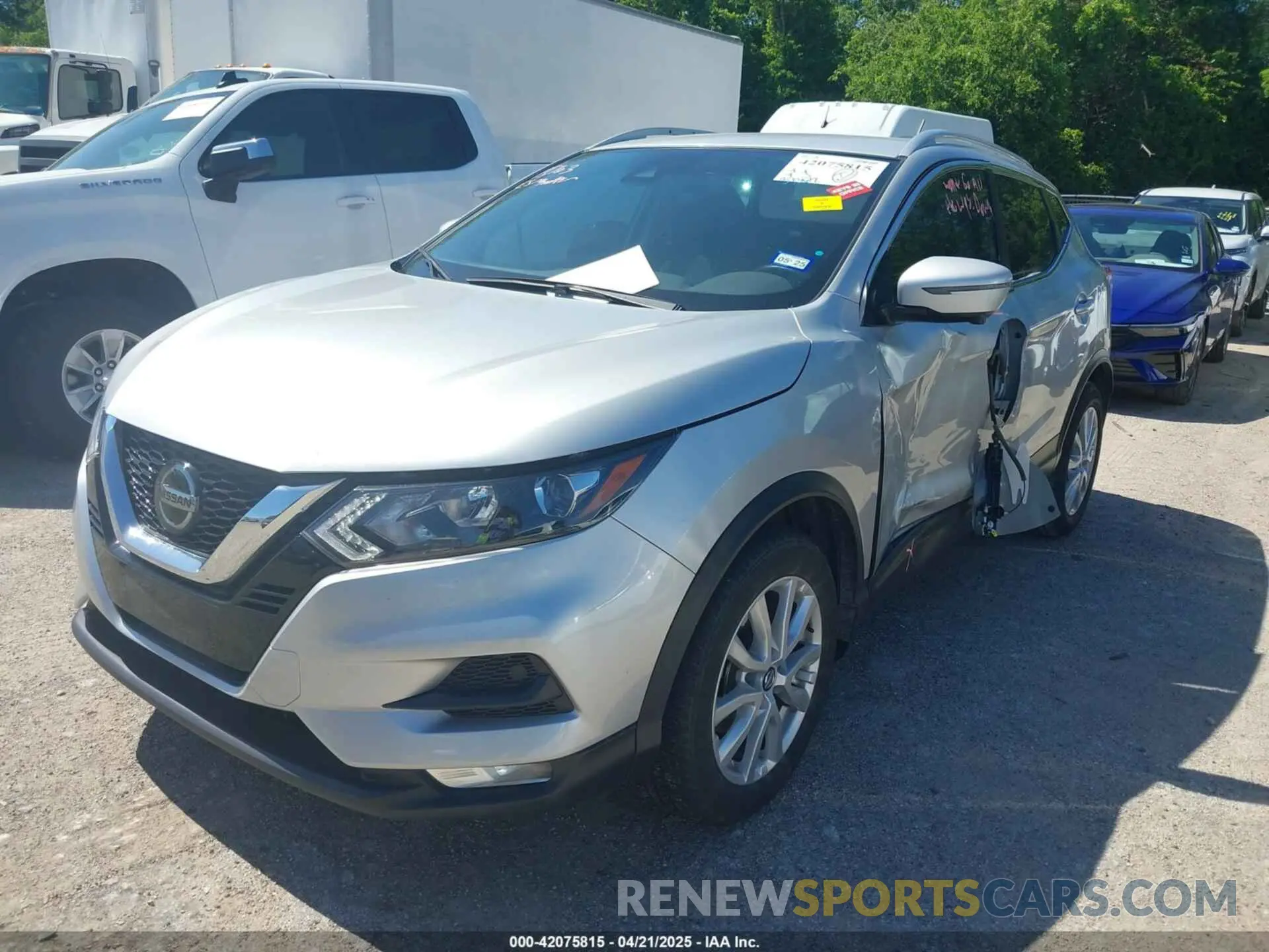 2 Photograph of a damaged car JN1BJ1BW0NW487477 NISSAN ROGUE SPORT 2022