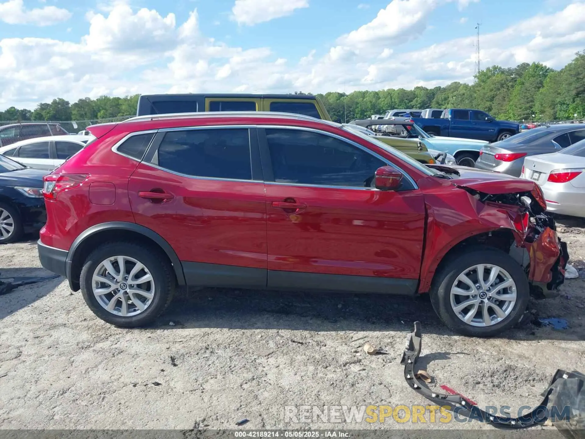 13 Photograph of a damaged car JN1BJ1BW0NW487706 NISSAN ROGUE SPORT 2022