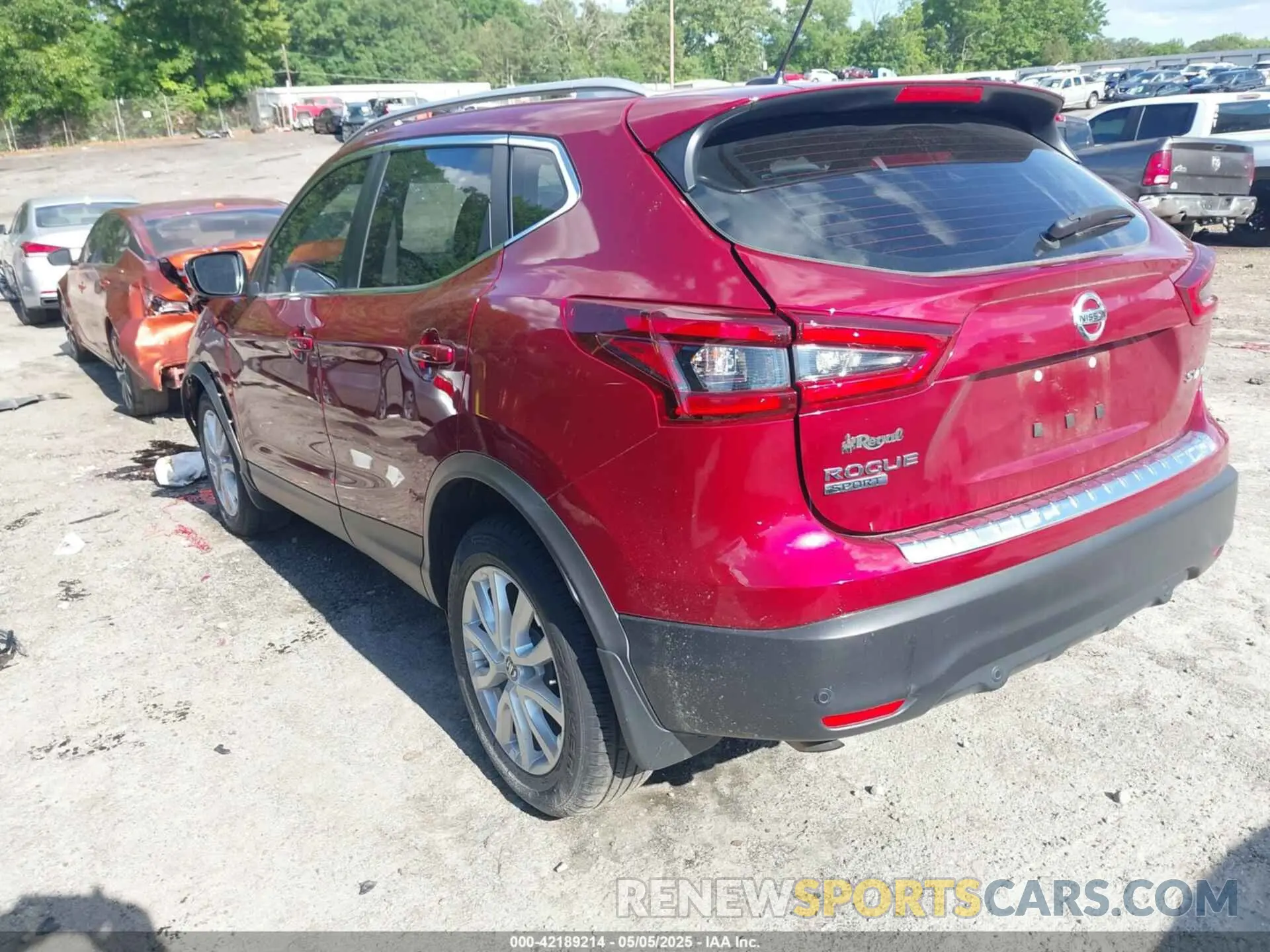 3 Photograph of a damaged car JN1BJ1BW0NW487706 NISSAN ROGUE SPORT 2022