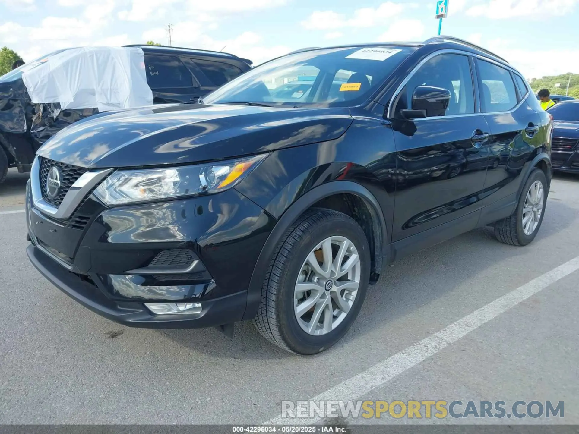 2 Photograph of a damaged car JN1BJ1BW4NW488244 NISSAN ROGUE SPORT 2022