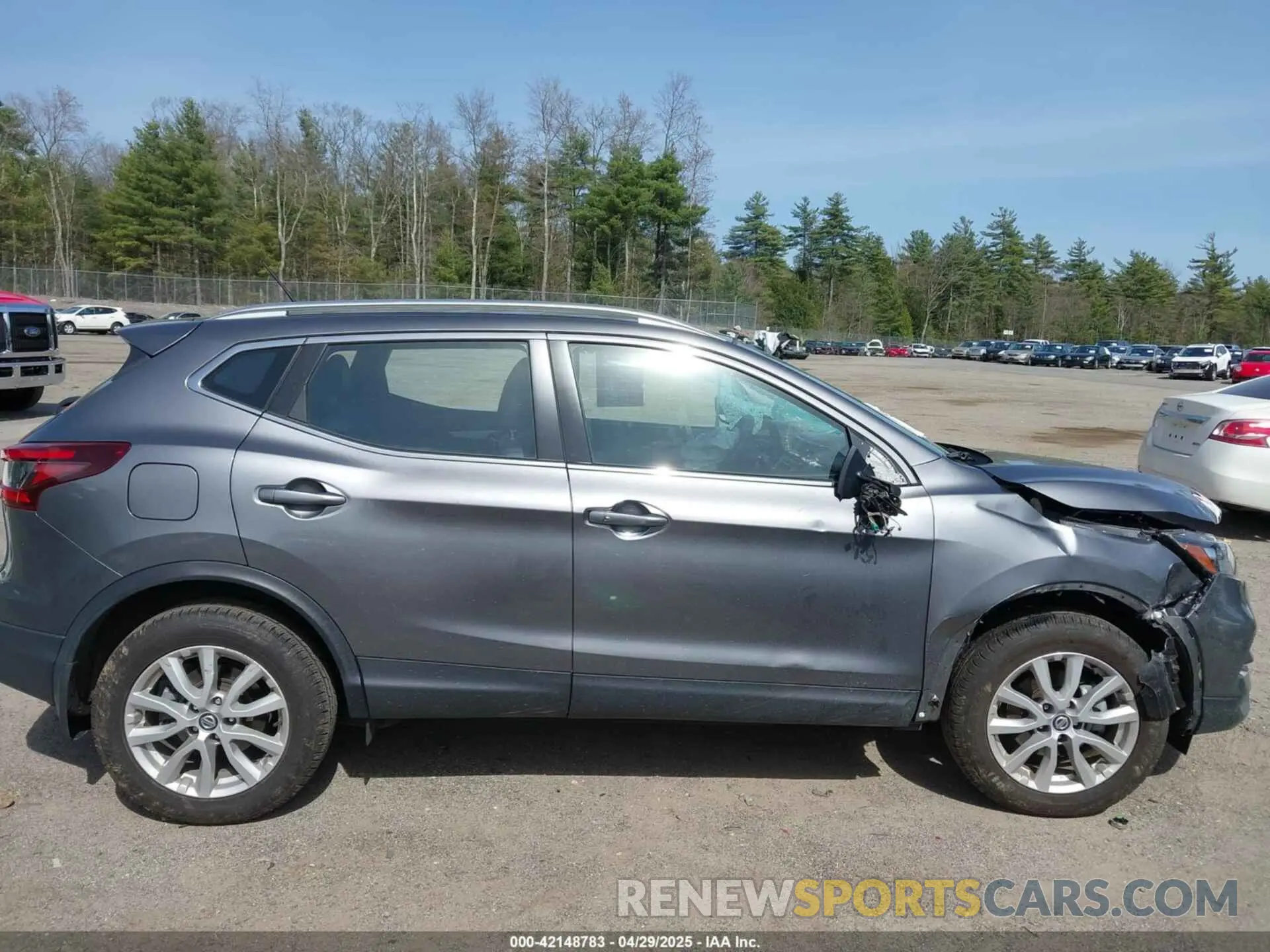 12 Photograph of a damaged car JN1BJ1BWXNW478981 NISSAN ROGUE SPORT 2022