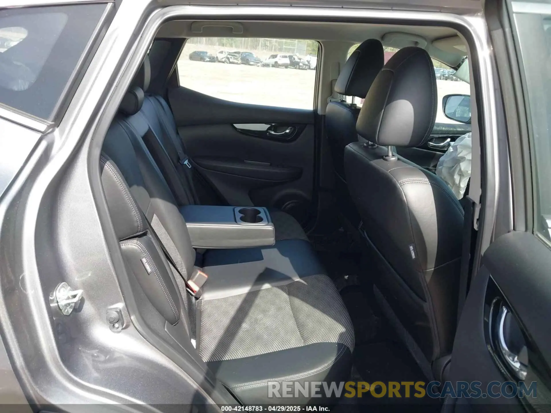 8 Photograph of a damaged car JN1BJ1BWXNW478981 NISSAN ROGUE SPORT 2022