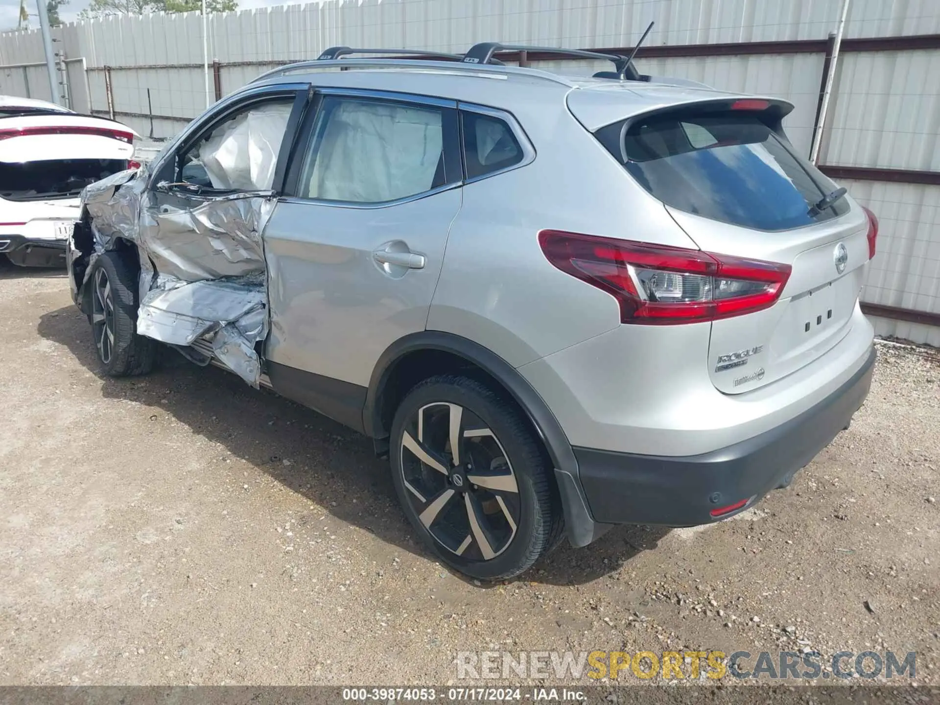 3 Photograph of a damaged car JN1BJ1CV8NW341284 NISSAN ROGUE SPORT 2022