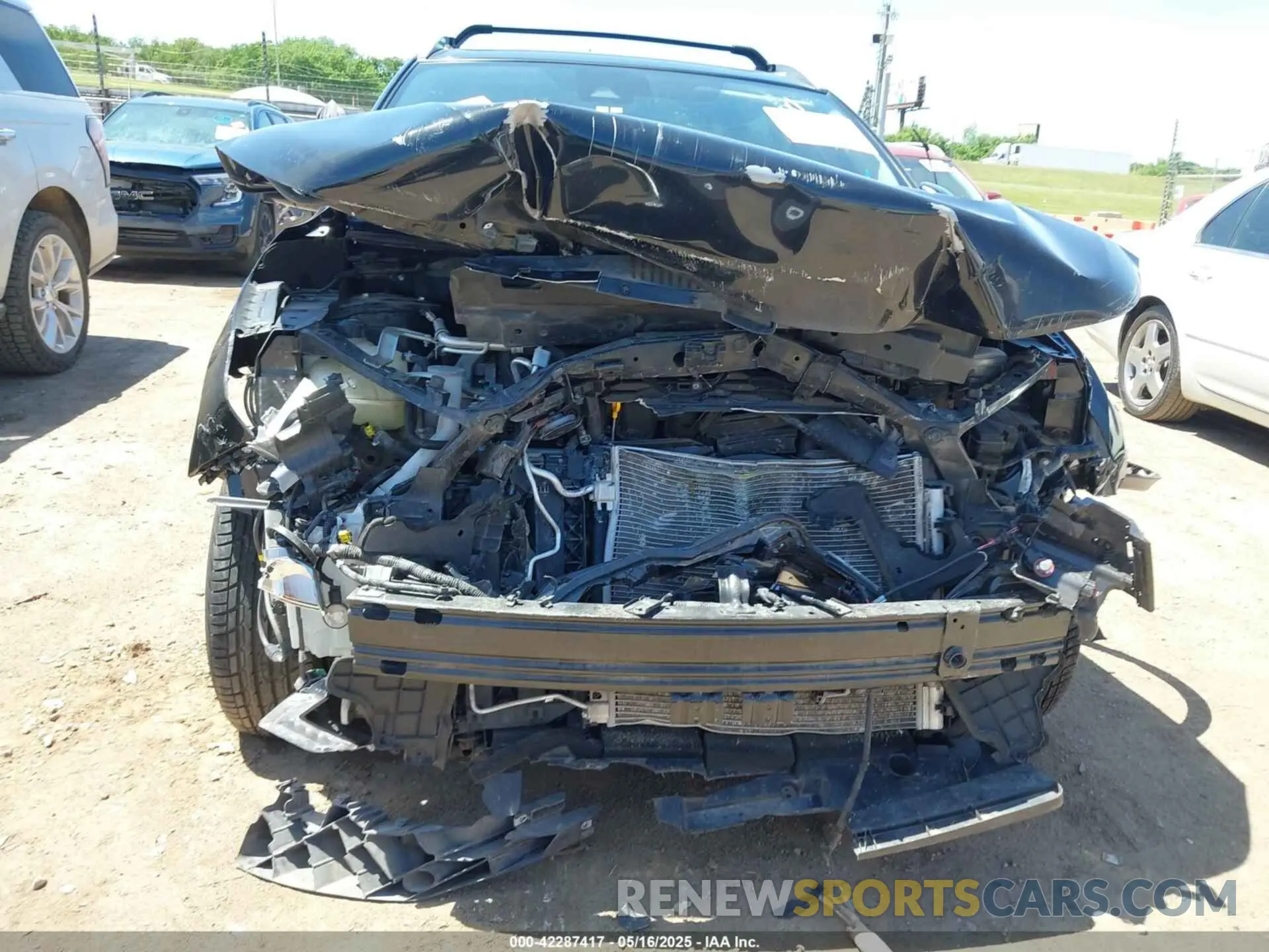 12 Photograph of a damaged car JN1BJ1CV9NW352195 NISSAN ROGUE SPORT 2022