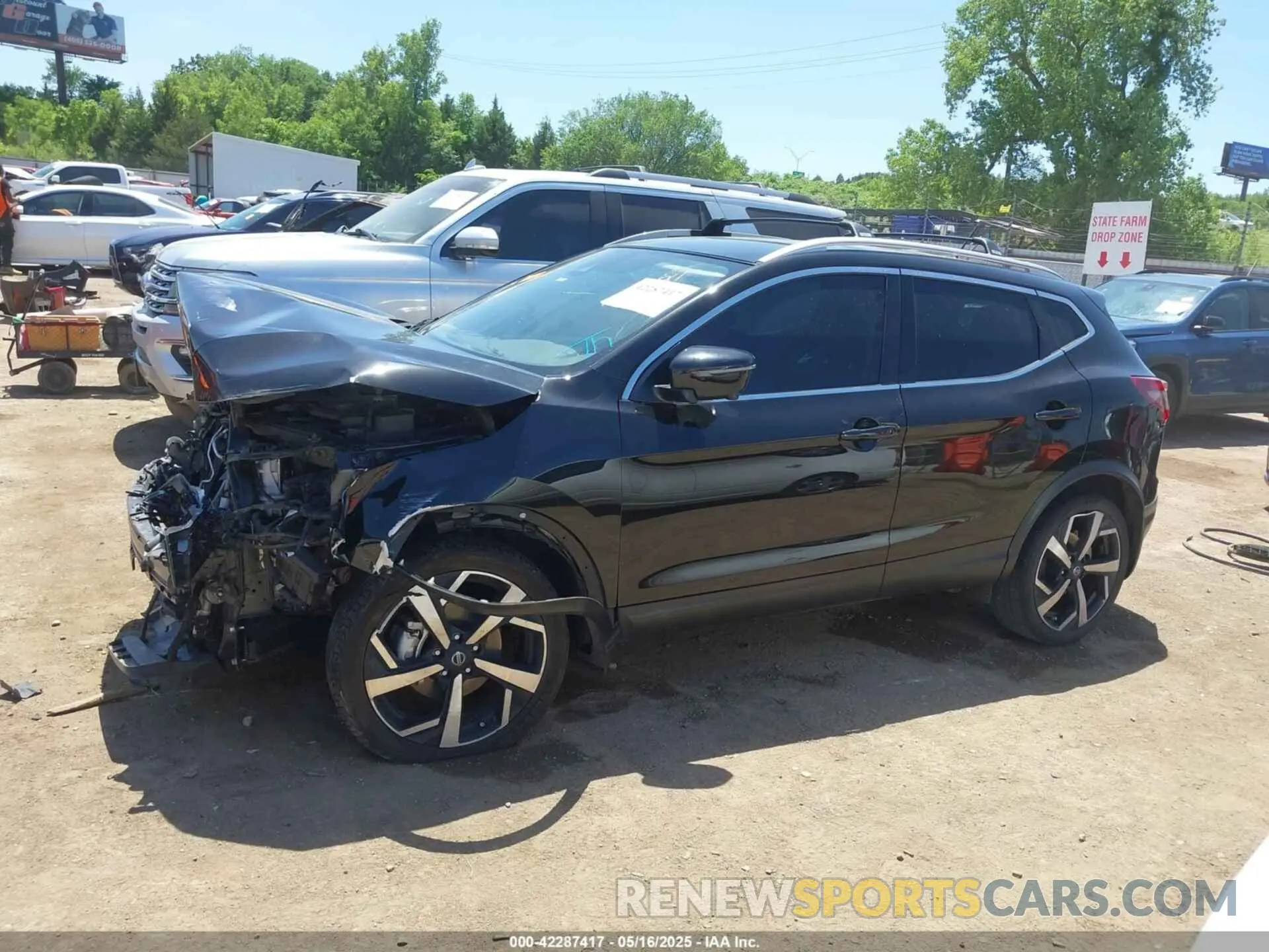 14 Photograph of a damaged car JN1BJ1CV9NW352195 NISSAN ROGUE SPORT 2022