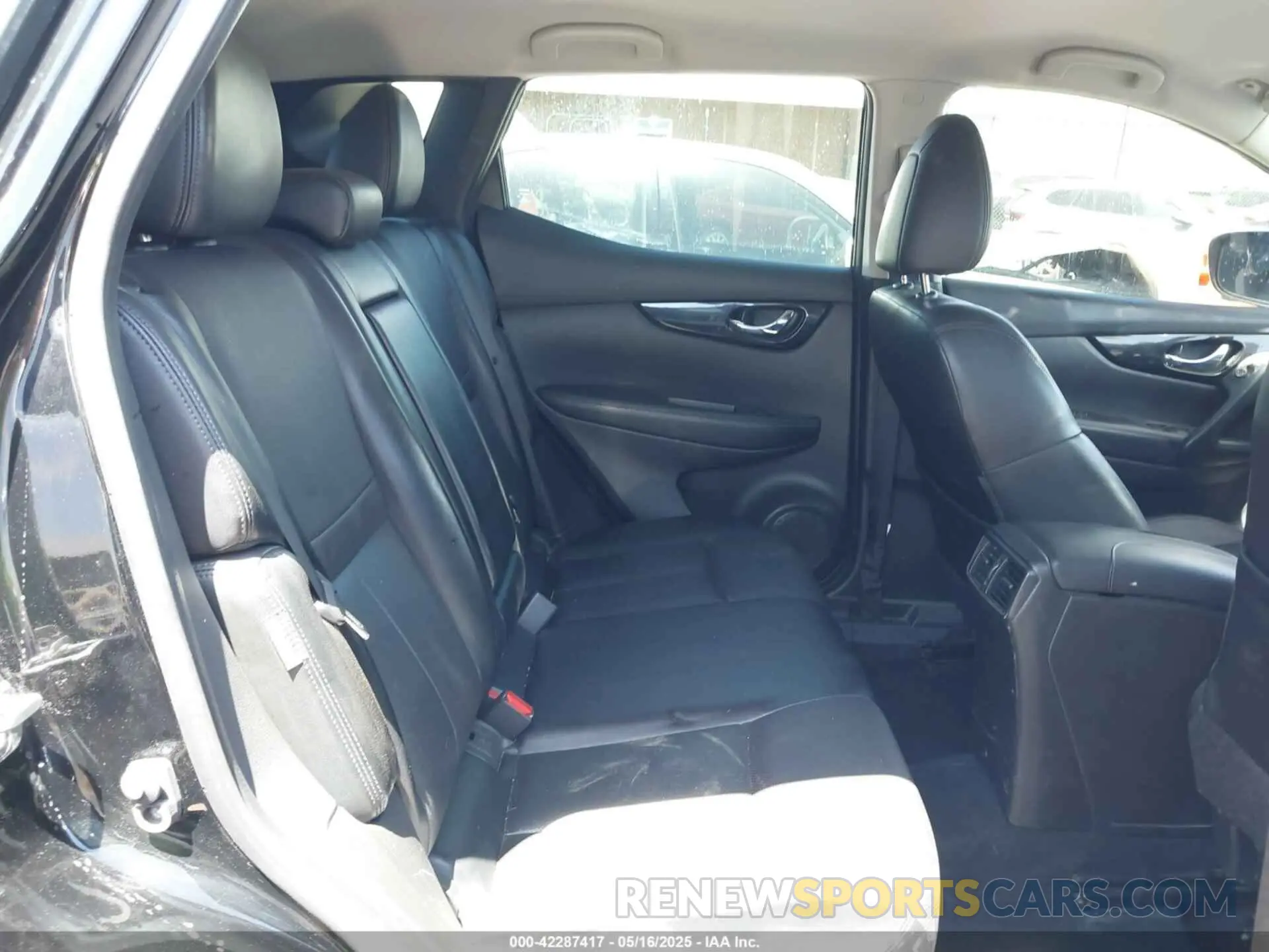8 Photograph of a damaged car JN1BJ1CV9NW352195 NISSAN ROGUE SPORT 2022